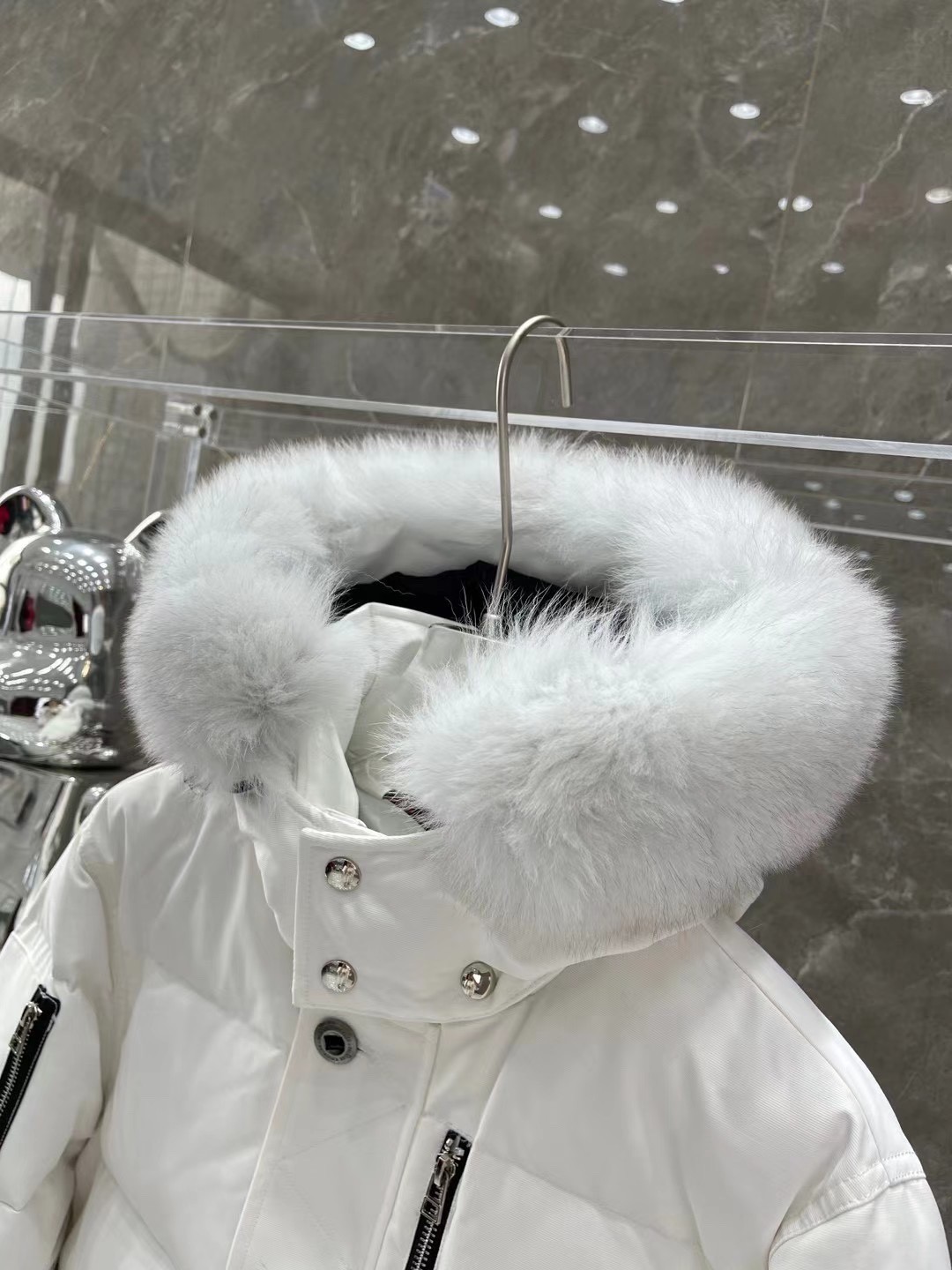 [Moose knuckles -무스너클 ]  무스너클 쓰리쿼터 패딩 (남성용)