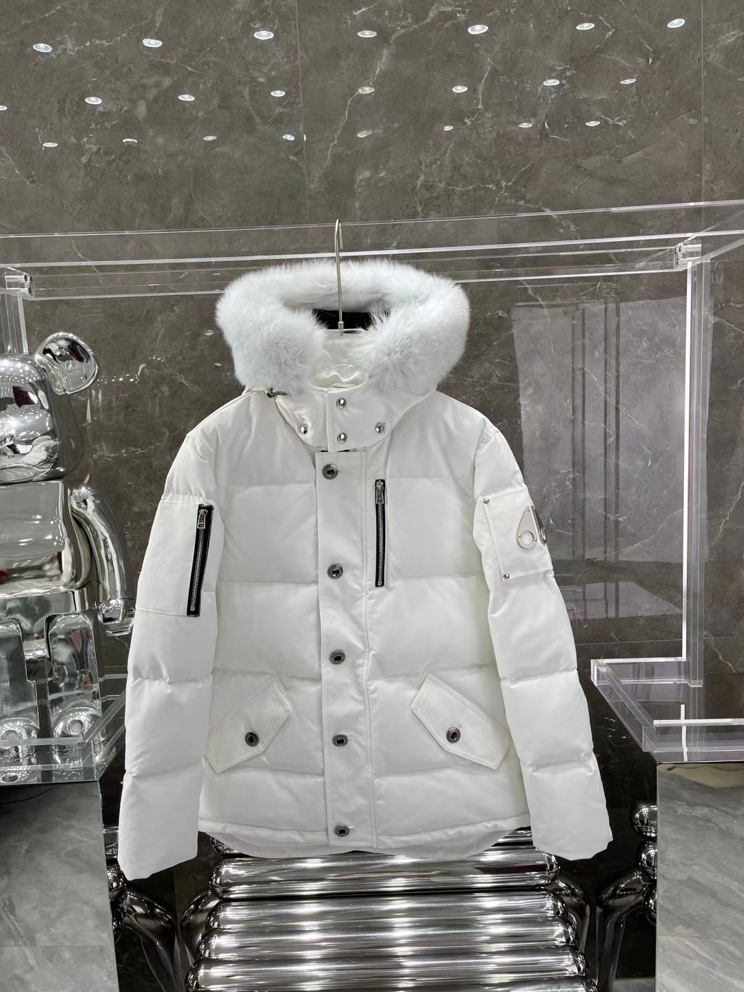 [Moose knuckles -무스너클 ]  무스너클 쓰리쿼터 패딩 (남성용)