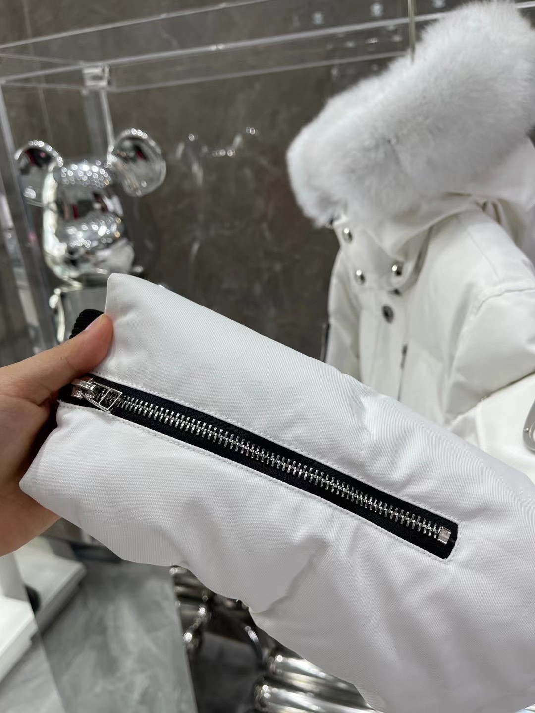 [Moose knuckles -무스너클 ]  무스너클 쓰리쿼터 패딩 (남성용)