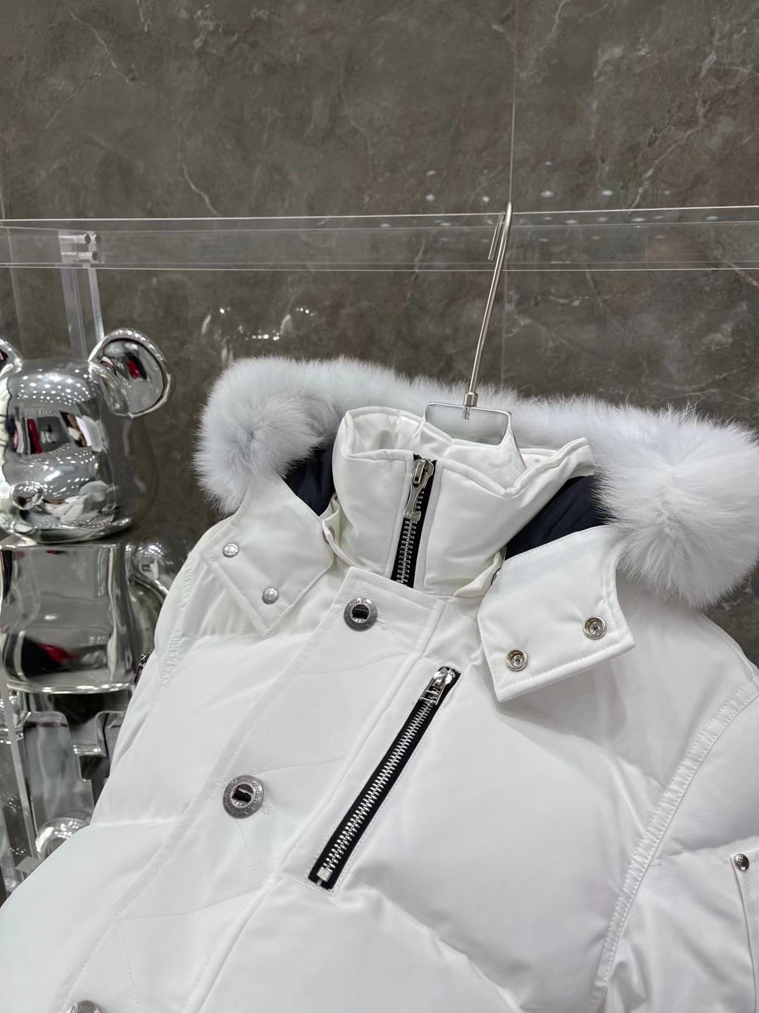 [Moose knuckles -무스너클 ]  무스너클 쓰리쿼터 패딩 (남성용)