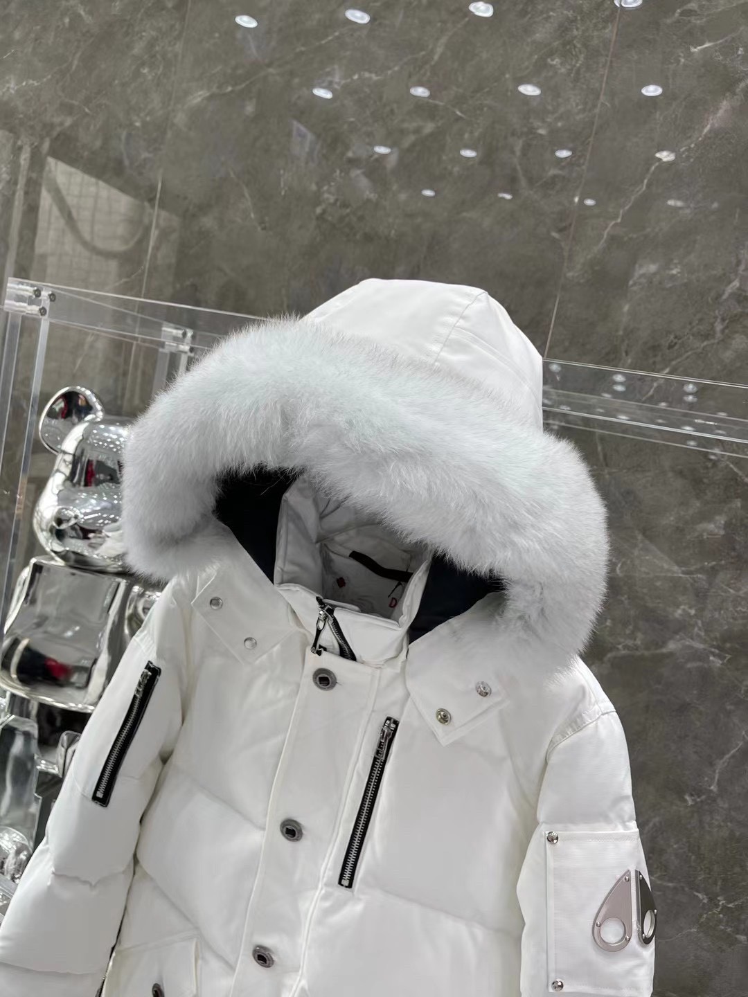 [Moose knuckles -무스너클 ]  무스너클 쓰리쿼터 패딩 (남성용)