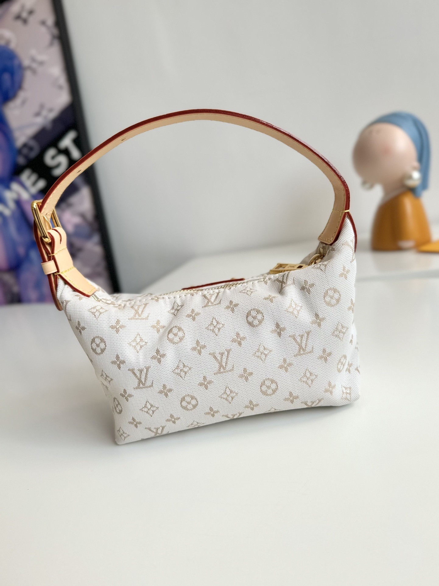 [LOUIS VUITTON-루이비통] 루이비통 힐스 포쉐트 매스틱 M12433