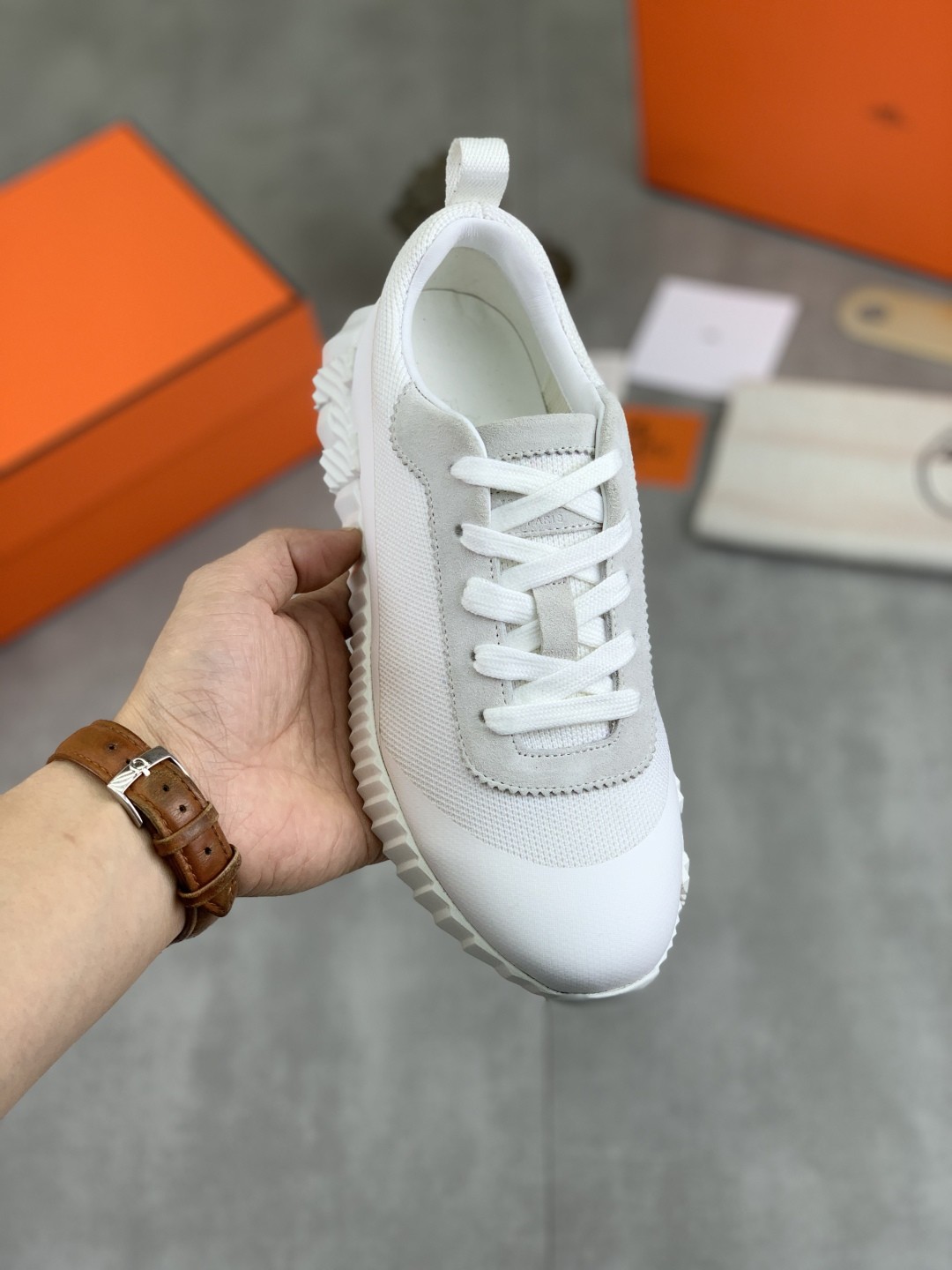 [HERMES-에르메스]  에르메스  바운싱 스니커즈 남여공용