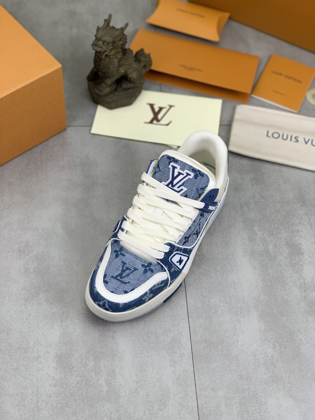 [LOUIS VUITTON-루이비통] 루이비통 트레이너 스니커즈 남여공용