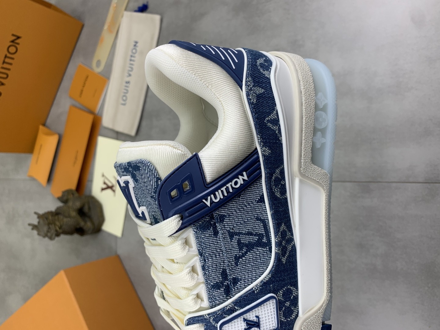 [LOUIS VUITTON-루이비통] 루이비통 트레이너 스니커즈 남여공용