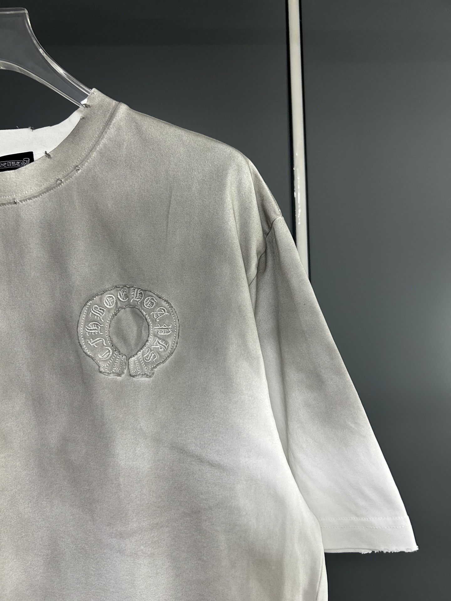 [CHROM HEARTS -크롬하츠]  크롬하츠 로고 포켓  티셔츠