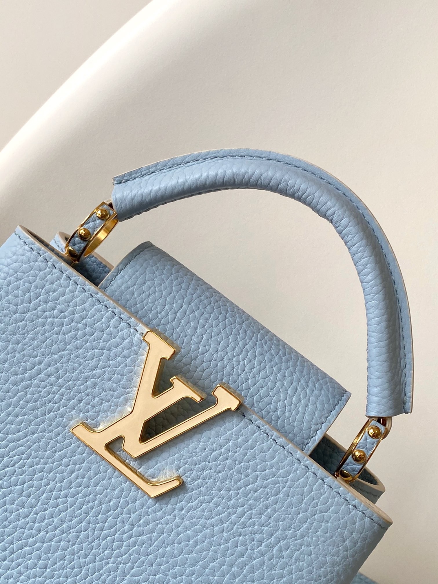 [LOUIS VUITTON-루이비통] 루이비통 카푸신 미니 핸드백 M24575