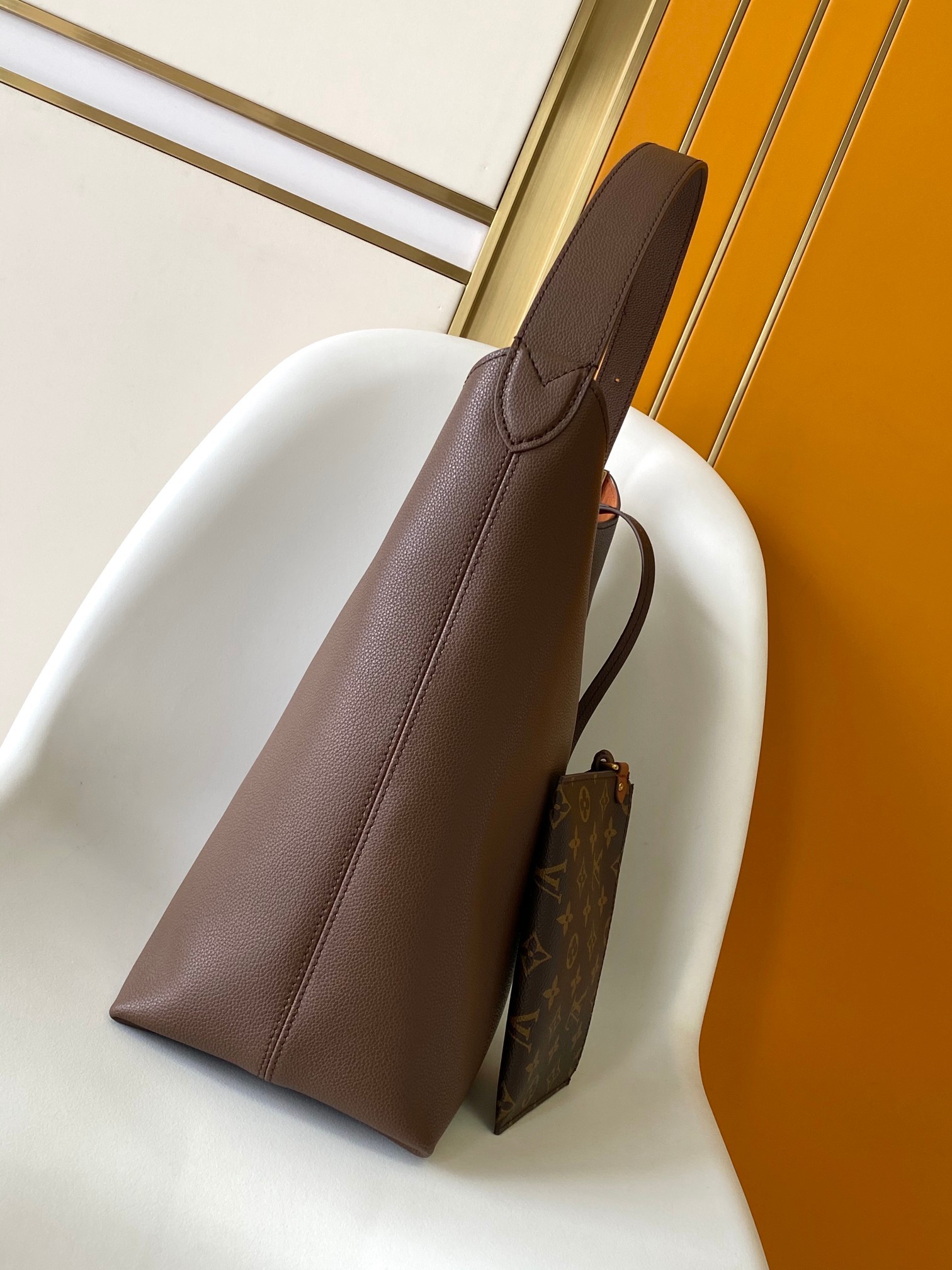 [LOUIS VUITTON-루이비통] 루이비통 로우 키 호보 M12982