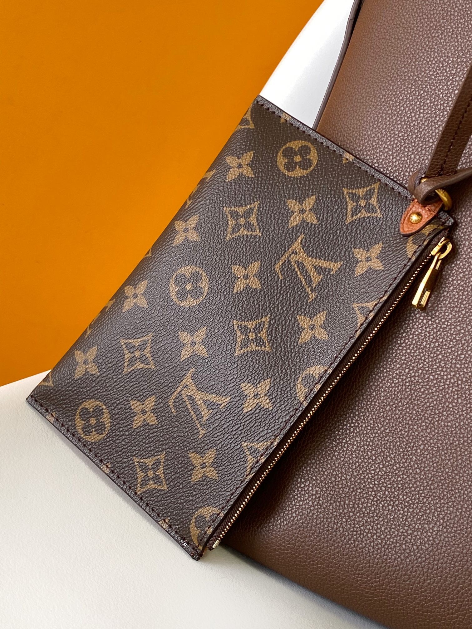 [LOUIS VUITTON-루이비통] 루이비통 로우 키 호보 M12982