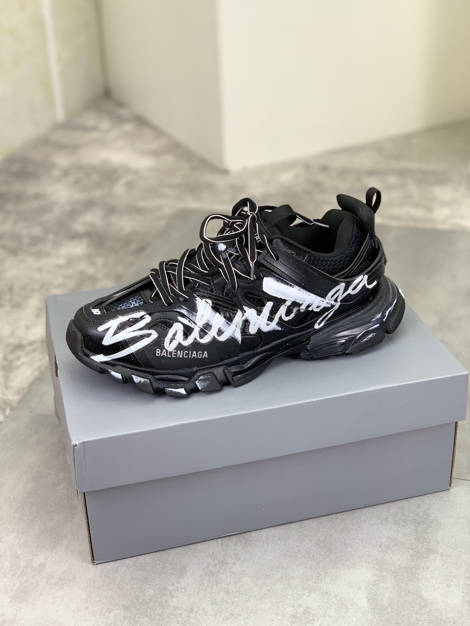 [BALENCIAGA-발렌시아가] 발렌시아가 로고 레터링 트랙 스니커즈