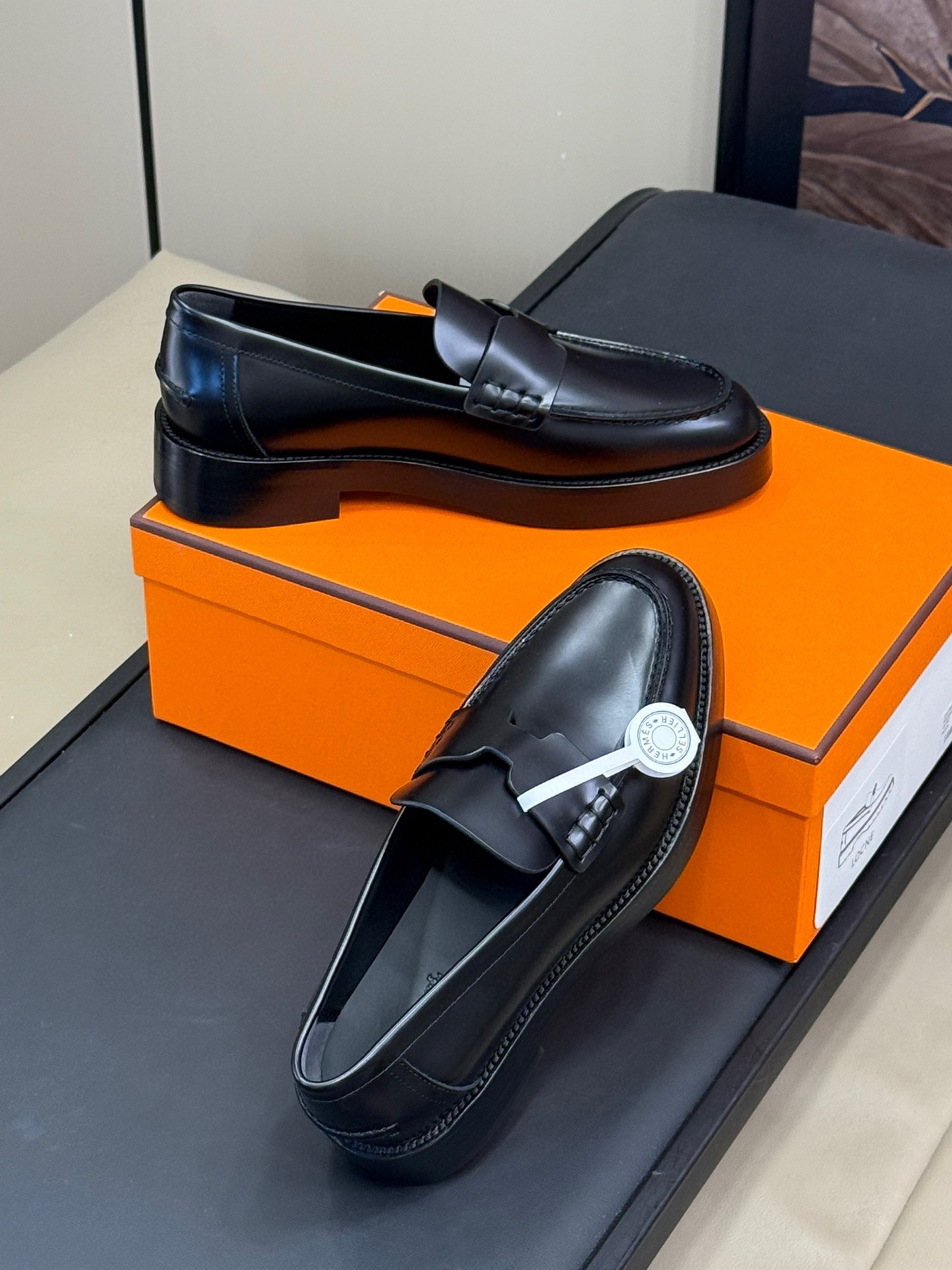 [HERMES-에르메스] 에르메스 파리 로퍼