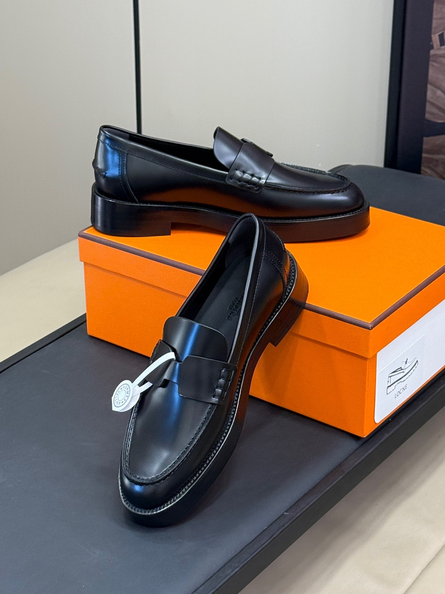 [HERMES-에르메스] 에르메스 파리 로퍼