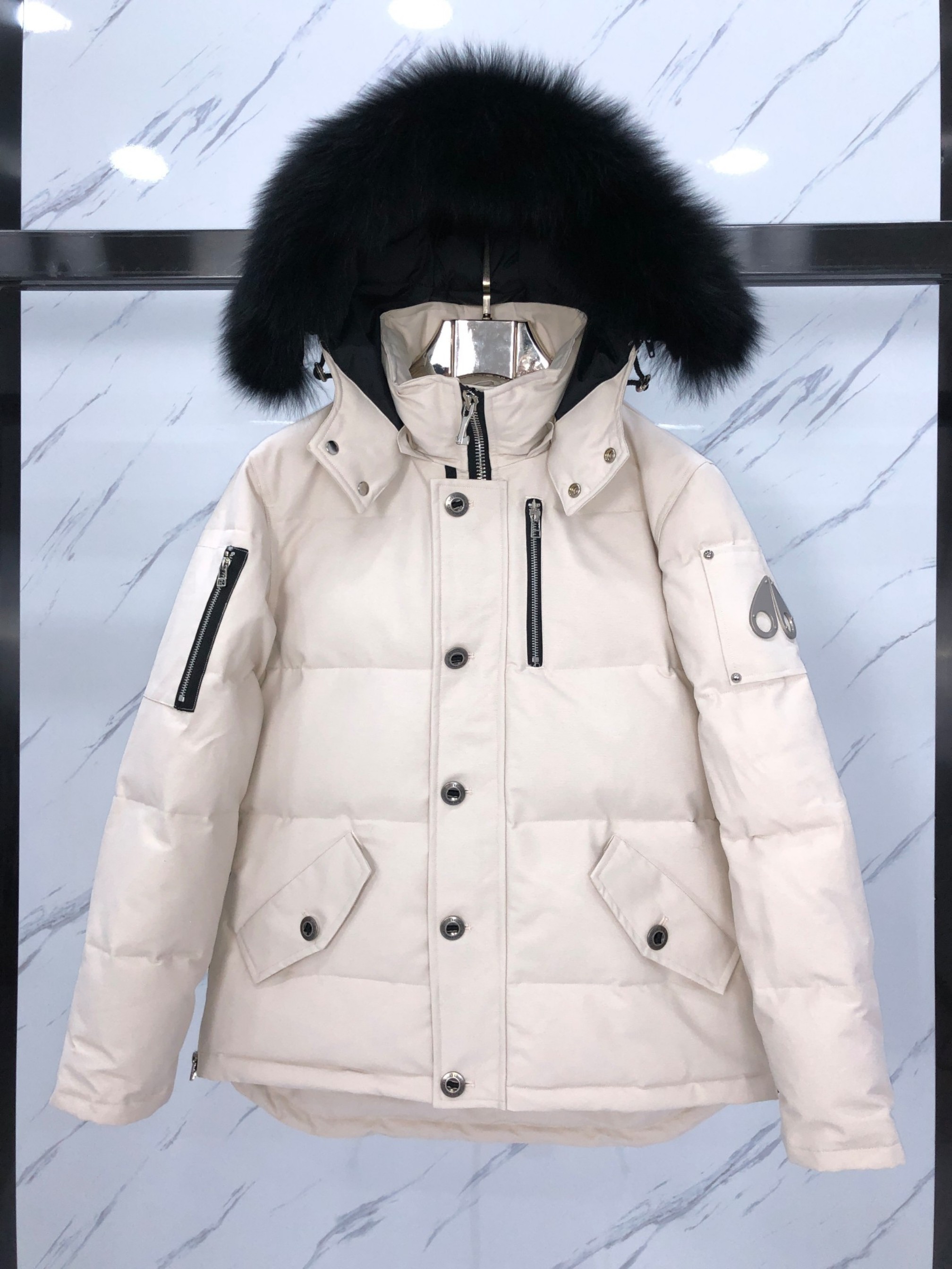 [Moose knuckles -무스너클 ]   무스너클  쓰리쿼터 다운 패딩 (남성용)