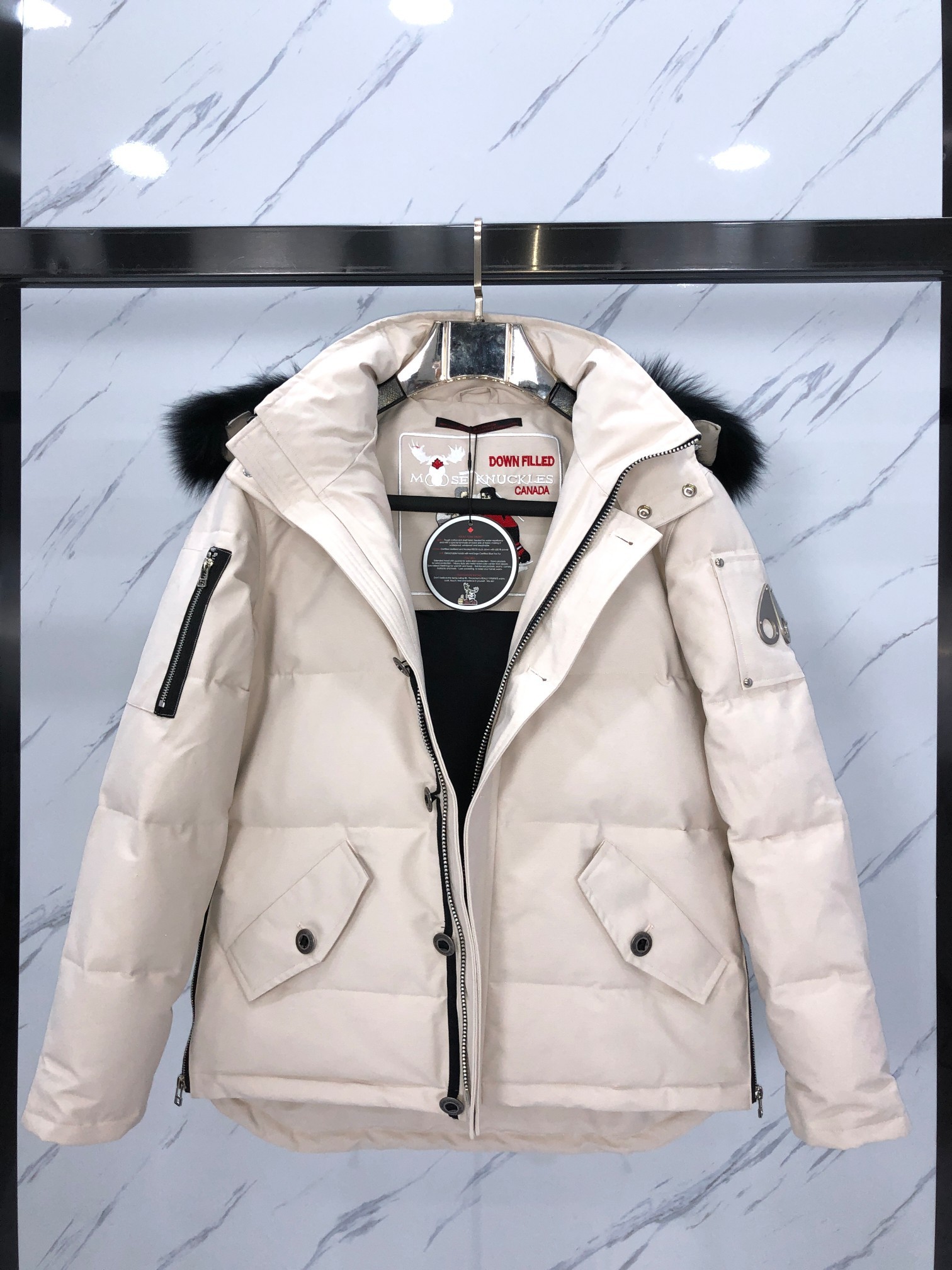 [Moose knuckles -무스너클 ]   무스너클  쓰리쿼터 다운 패딩 (남성용)