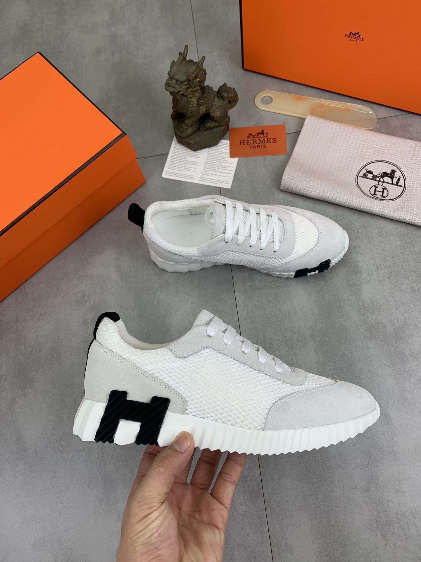 [HERMES-에르메스] 에르메스  바운싱 스니커즈  남여공용