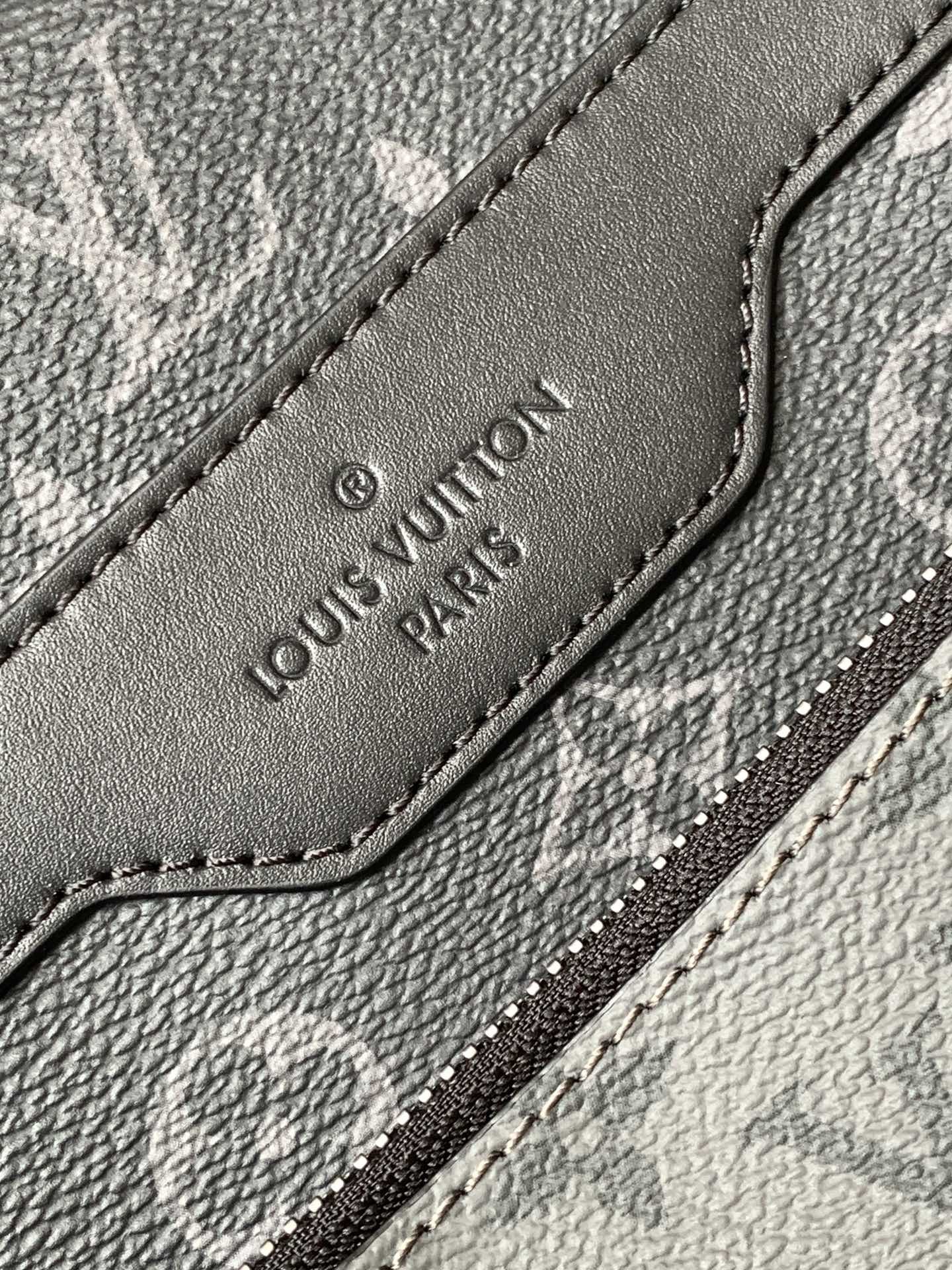 [LOUIS VUITTON-루이비통] 루이비통 트리오 메신저백