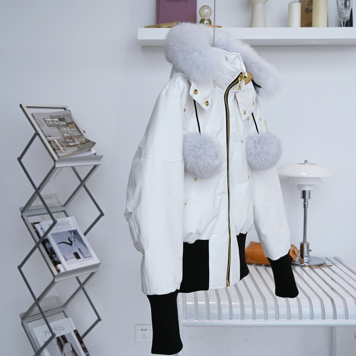 [Moose knuckles -무스너클 ]   무스너클 여성 봄버 패딩 자켓