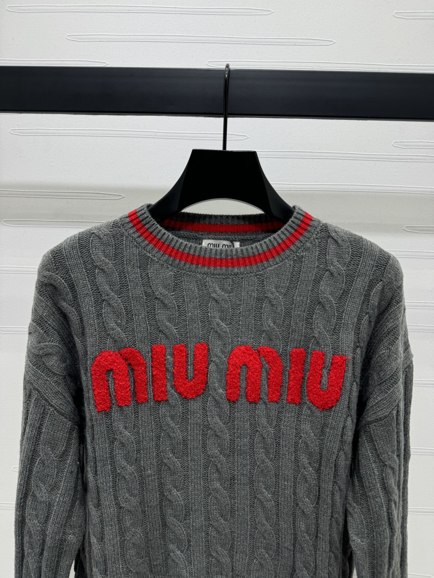 [MIU MIU-미우미우] 미우미우 케이블 크롭 니트