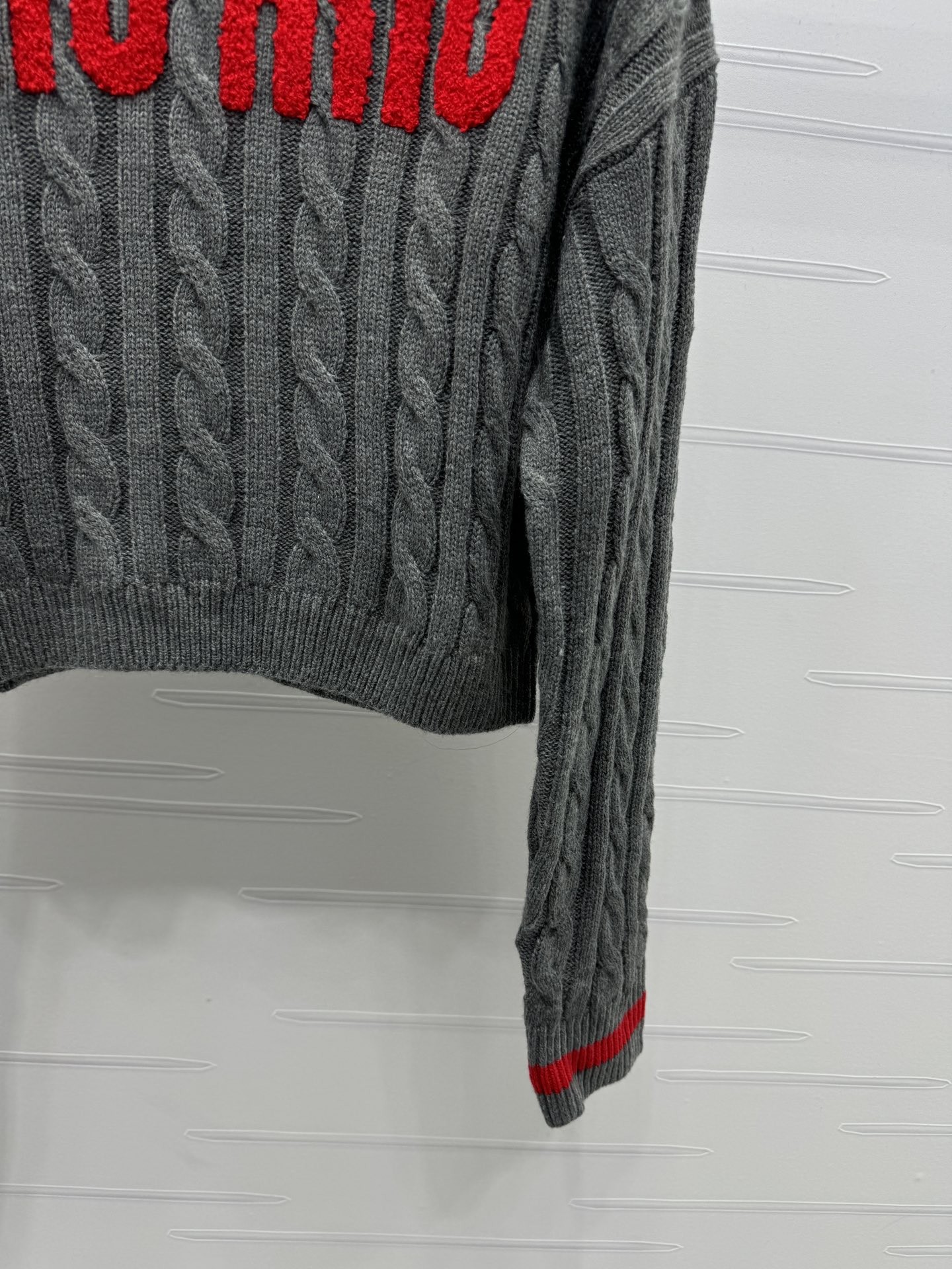 [MIU MIU-미우미우] 미우미우 케이블 크롭 니트