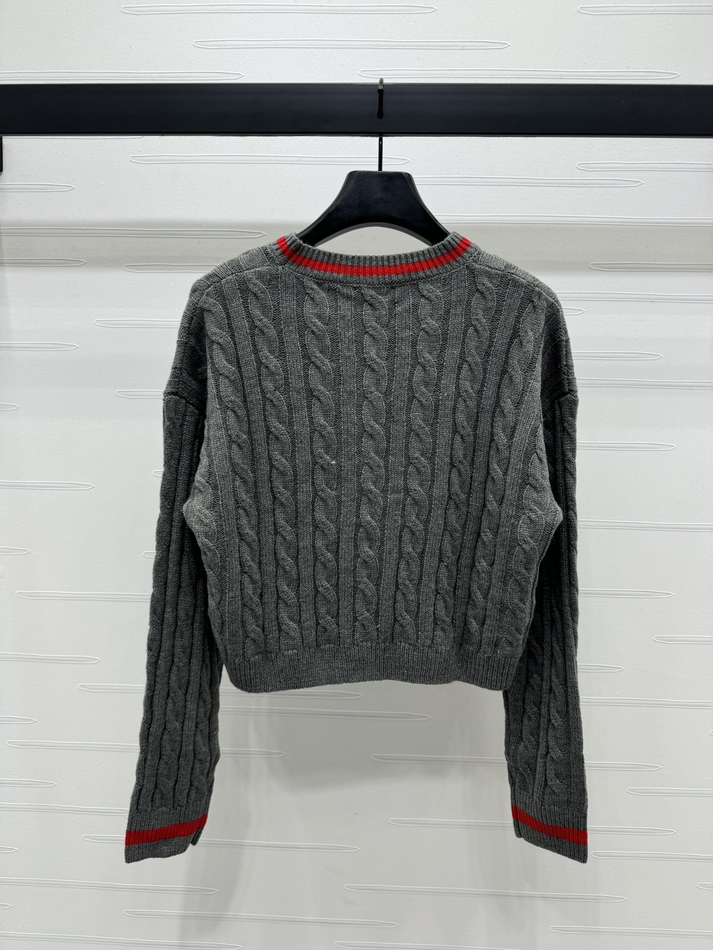 [MIU MIU-미우미우] 미우미우 케이블 크롭 니트