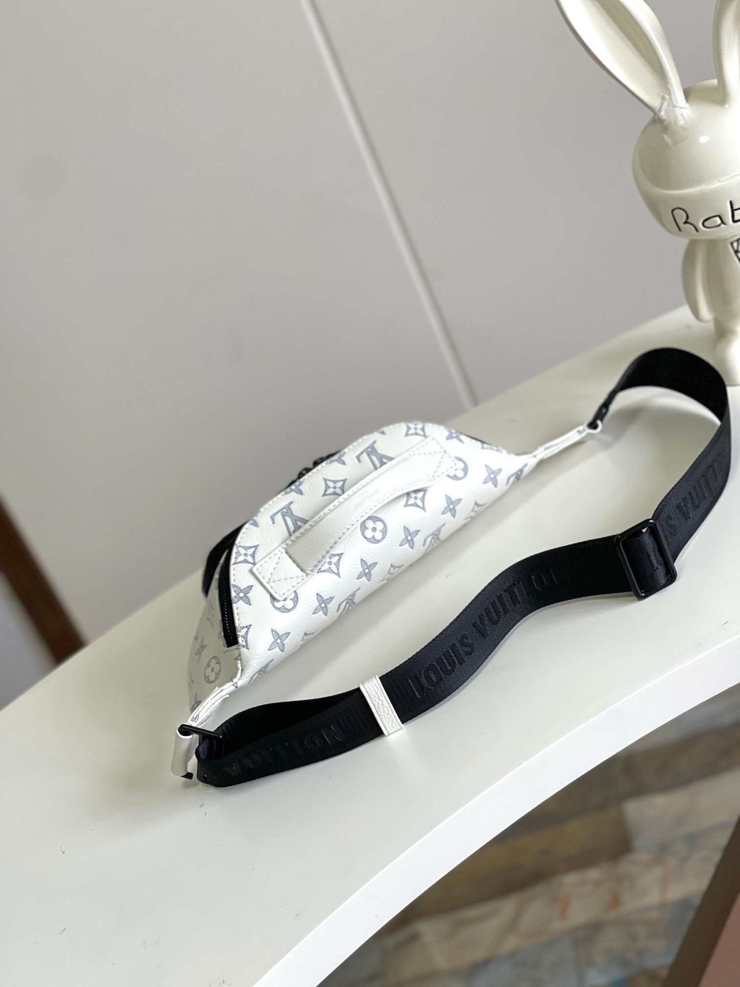 [LOUIS VUITTON-루이비통] 루이비통  범백 힙색  M25227