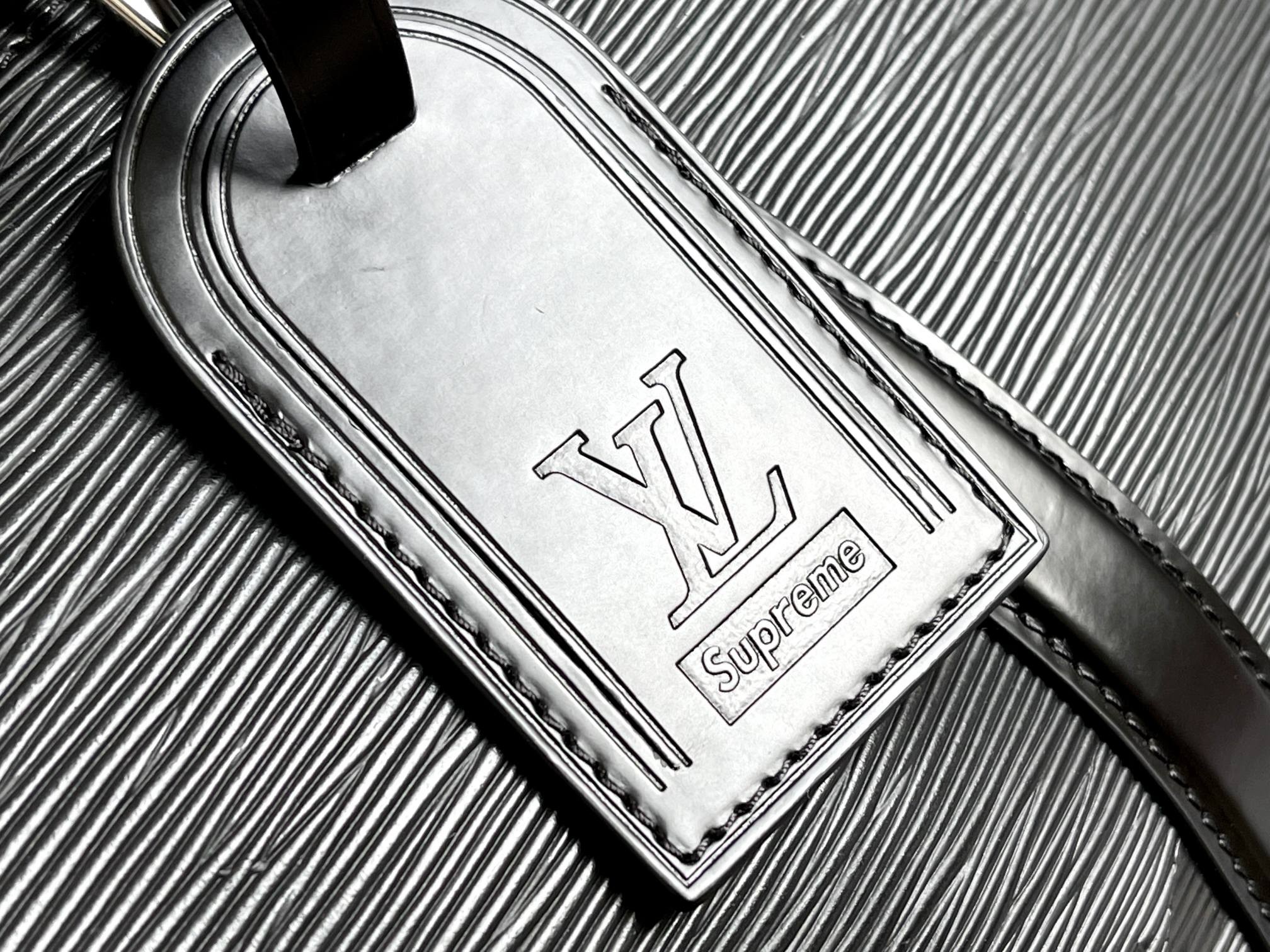 [LOUIS VUITTON-루이비통] 루이비통 슈프림 키폴 45 M53419