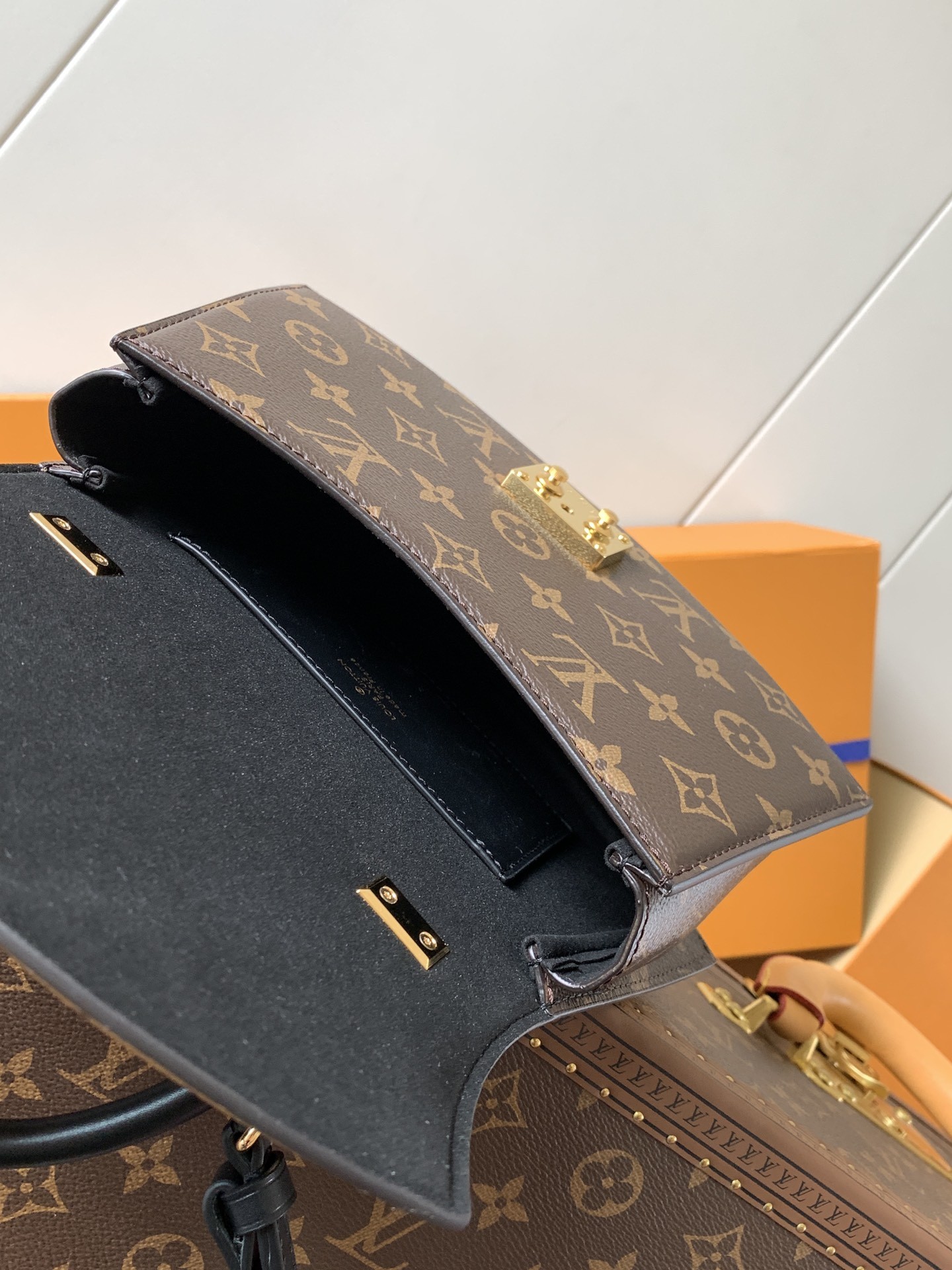 [LOUIS VUITTON-루이비통] 루이비통 모노그램 틸시스 토트백  M46548