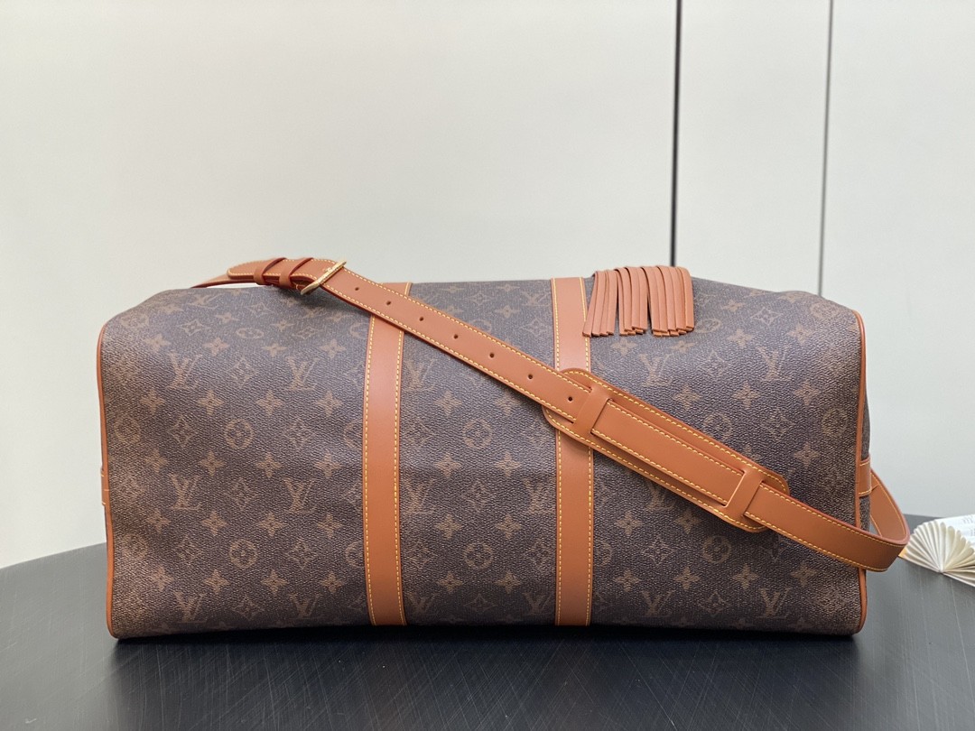 [LOUIS VUITTON-루이비통]  루이비통 모노그램 키폴 반둘리에 50 M11541