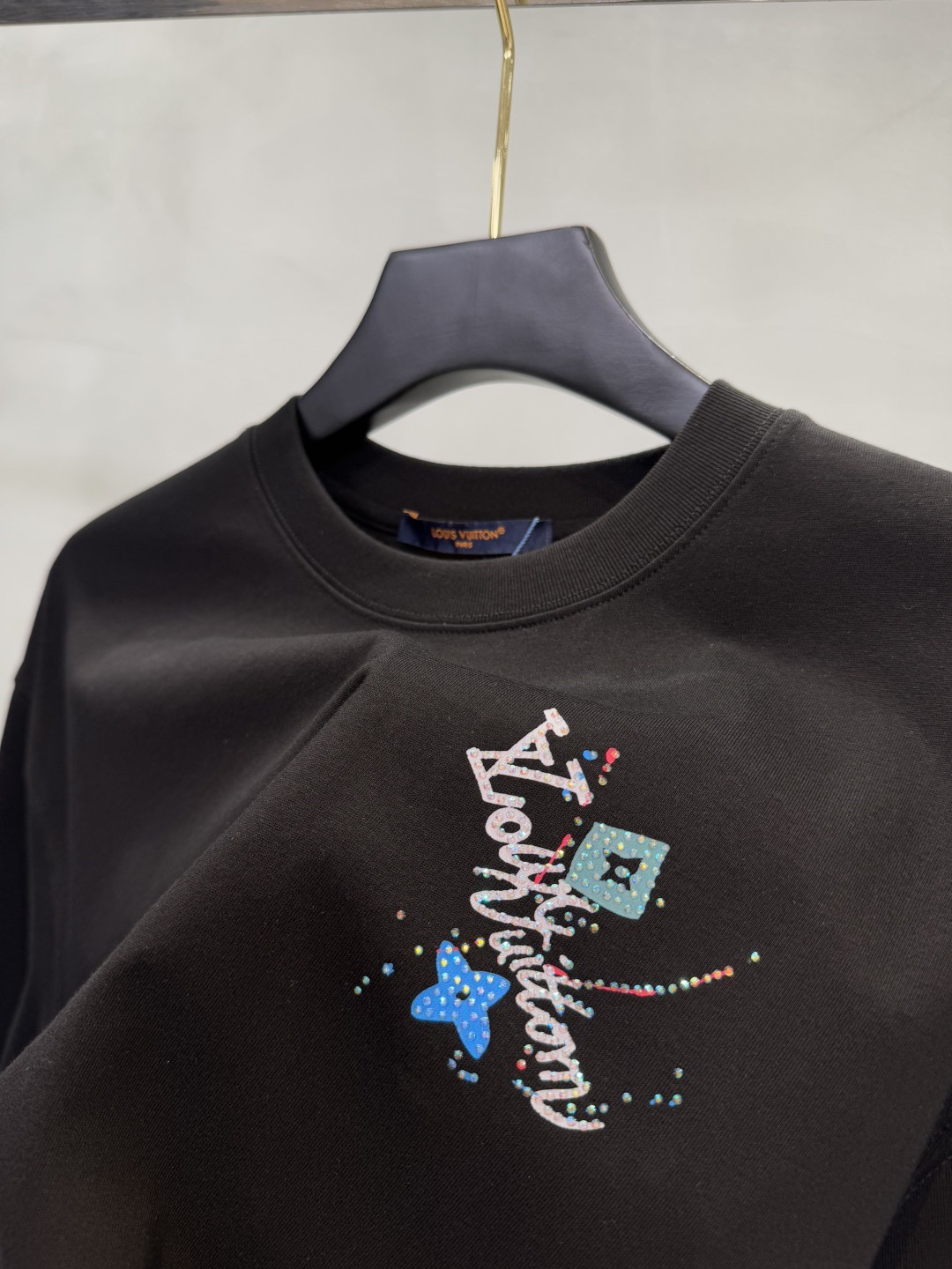 [LOUIS VUITTON-루이비통] 루이비통 프린트 로고 반팔티