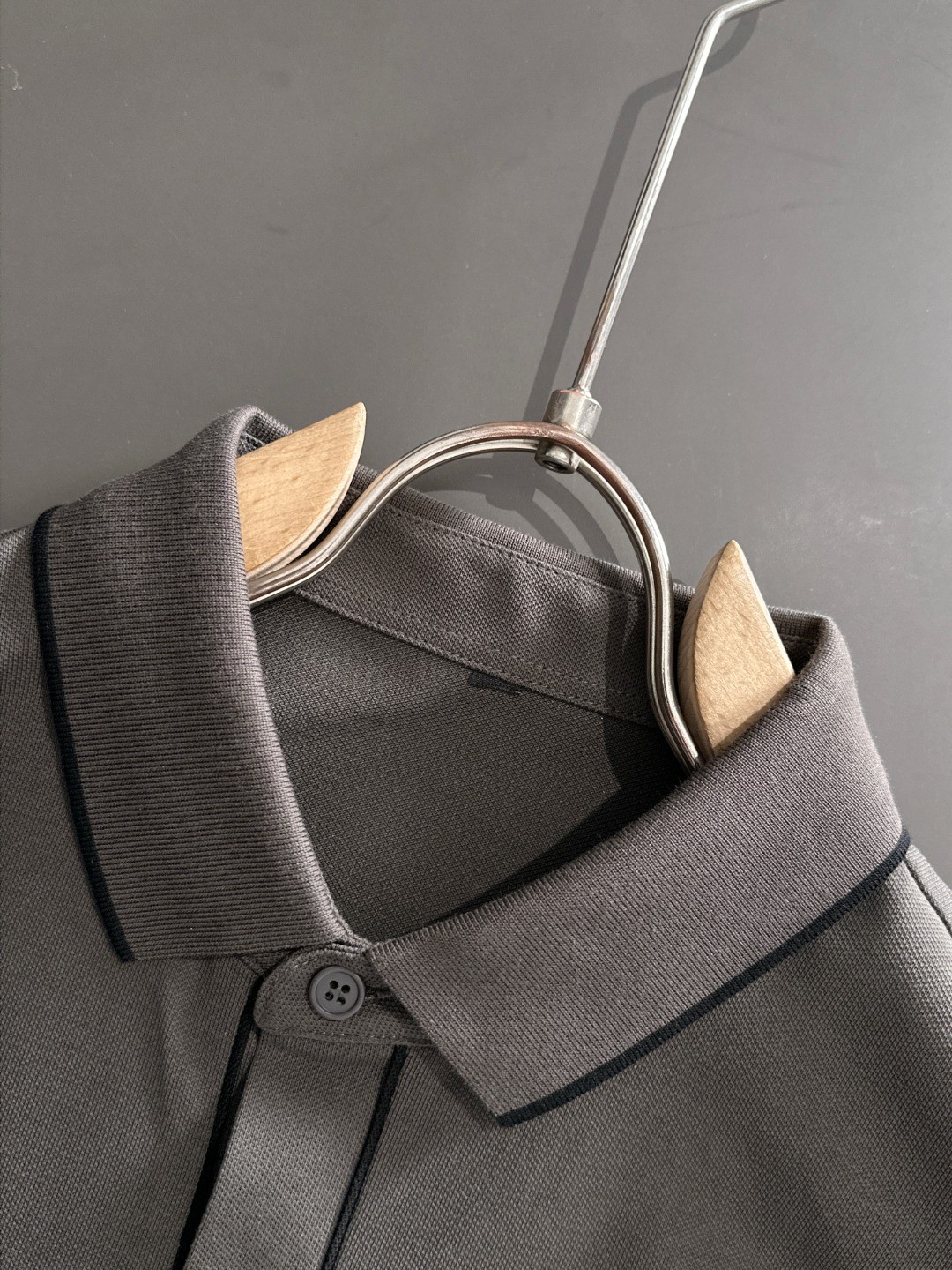 [MONCLER-몽클레어] 몽클레어 캐주얼 비즈니스 반팔 셔츠