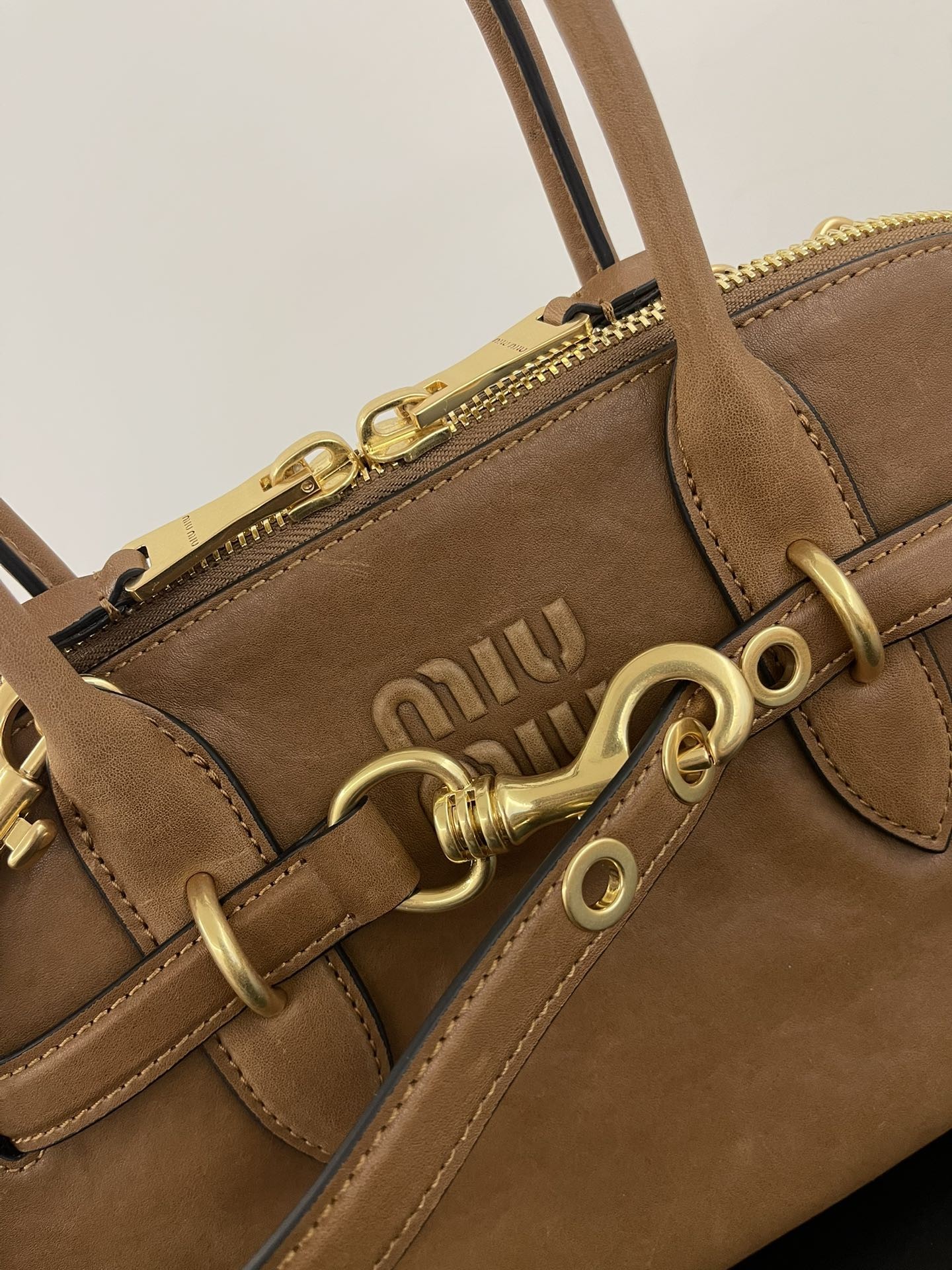 [MIU MIU-미우미우] 미우미우 24FW 여성 아방뛰르 토트숄더백