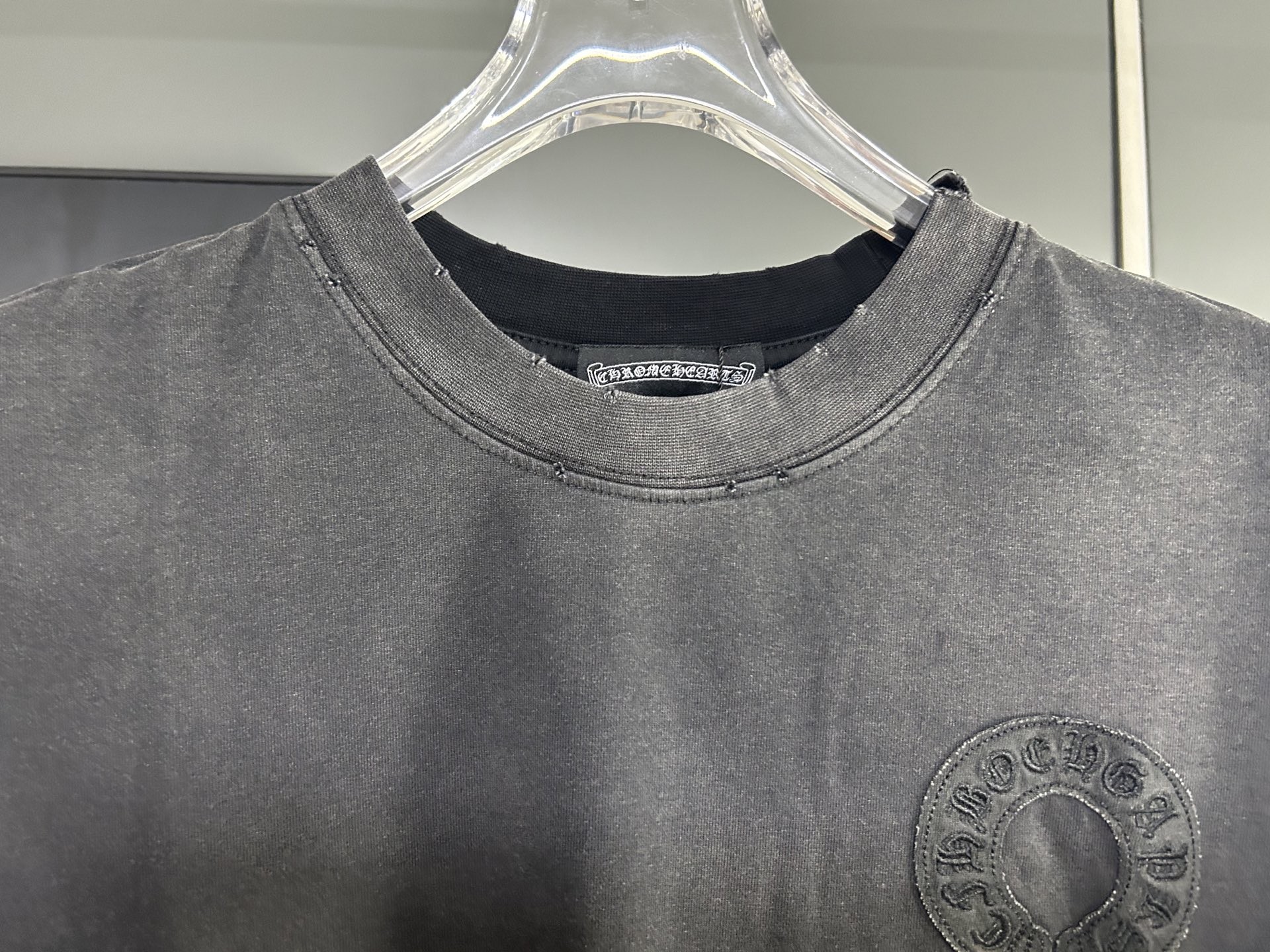 [CHROM HEARTS -크롬하츠] 크롬하츠 로고 포켓 티셔츠  반팔티