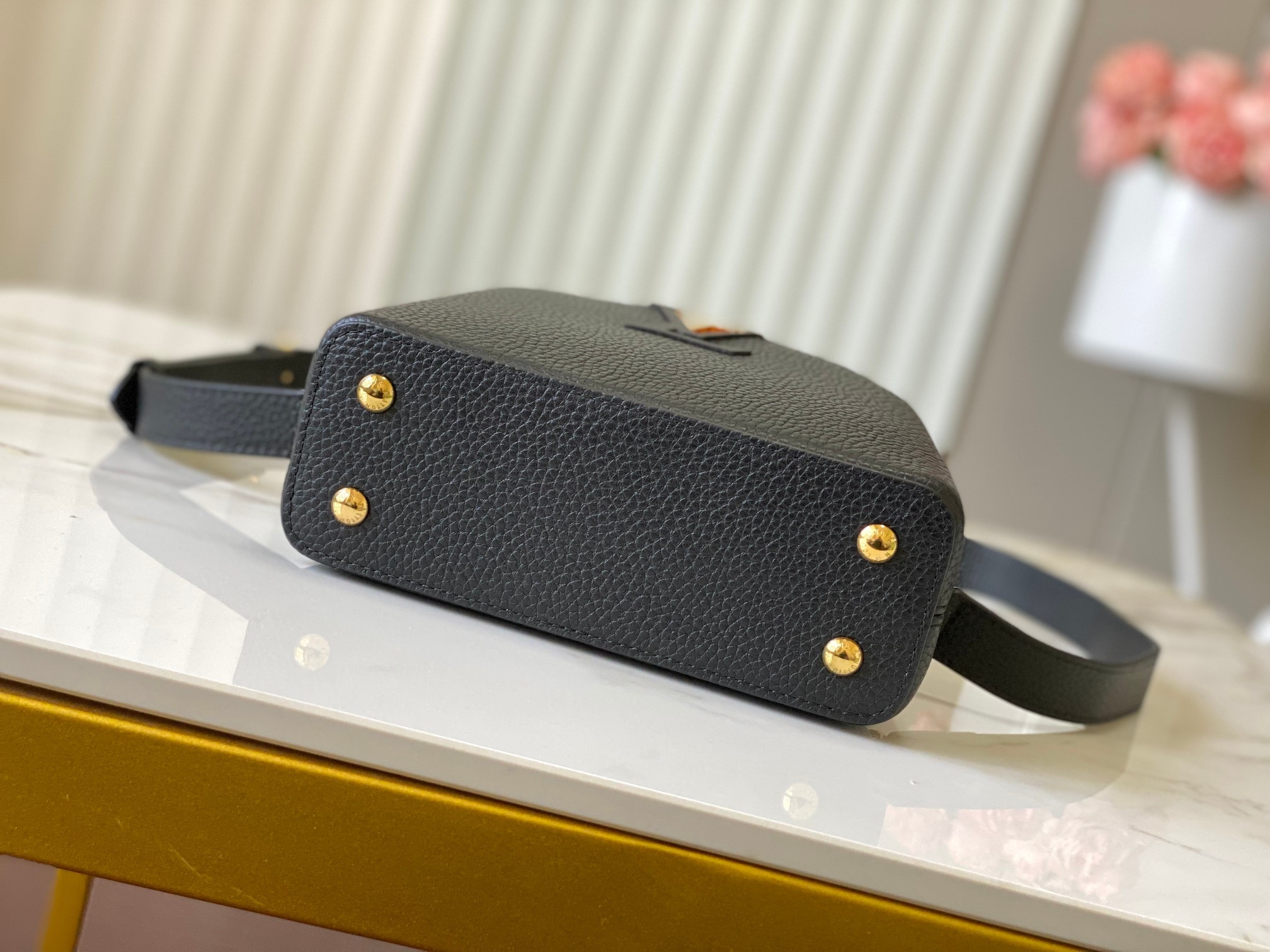 [LOUIS VUITTON-루이비통] 루이비통 카푸신 미니 M48865