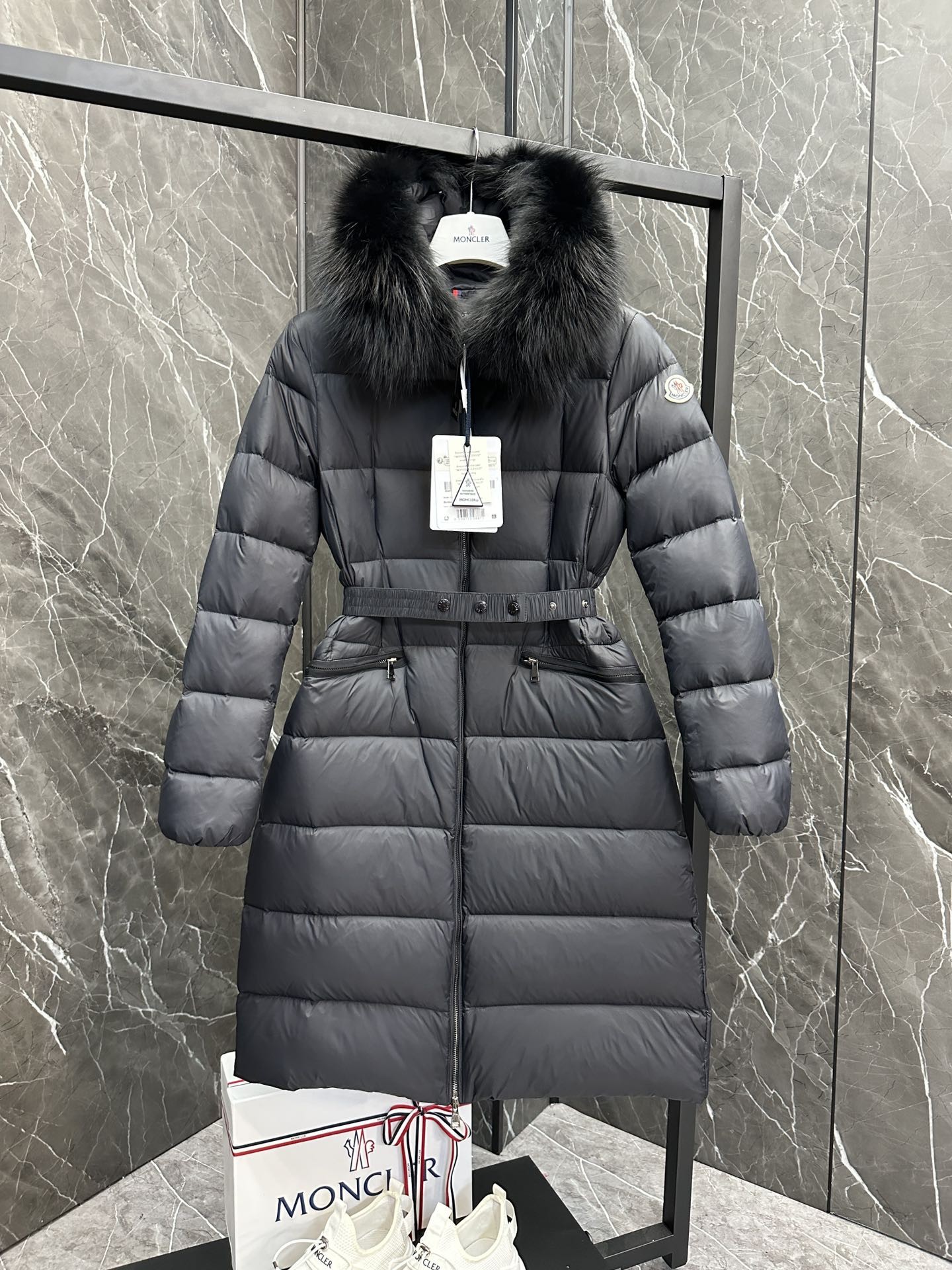 [MONCLER-몽클레어] 몽클레어 보에딕 여성 롱 패딩
