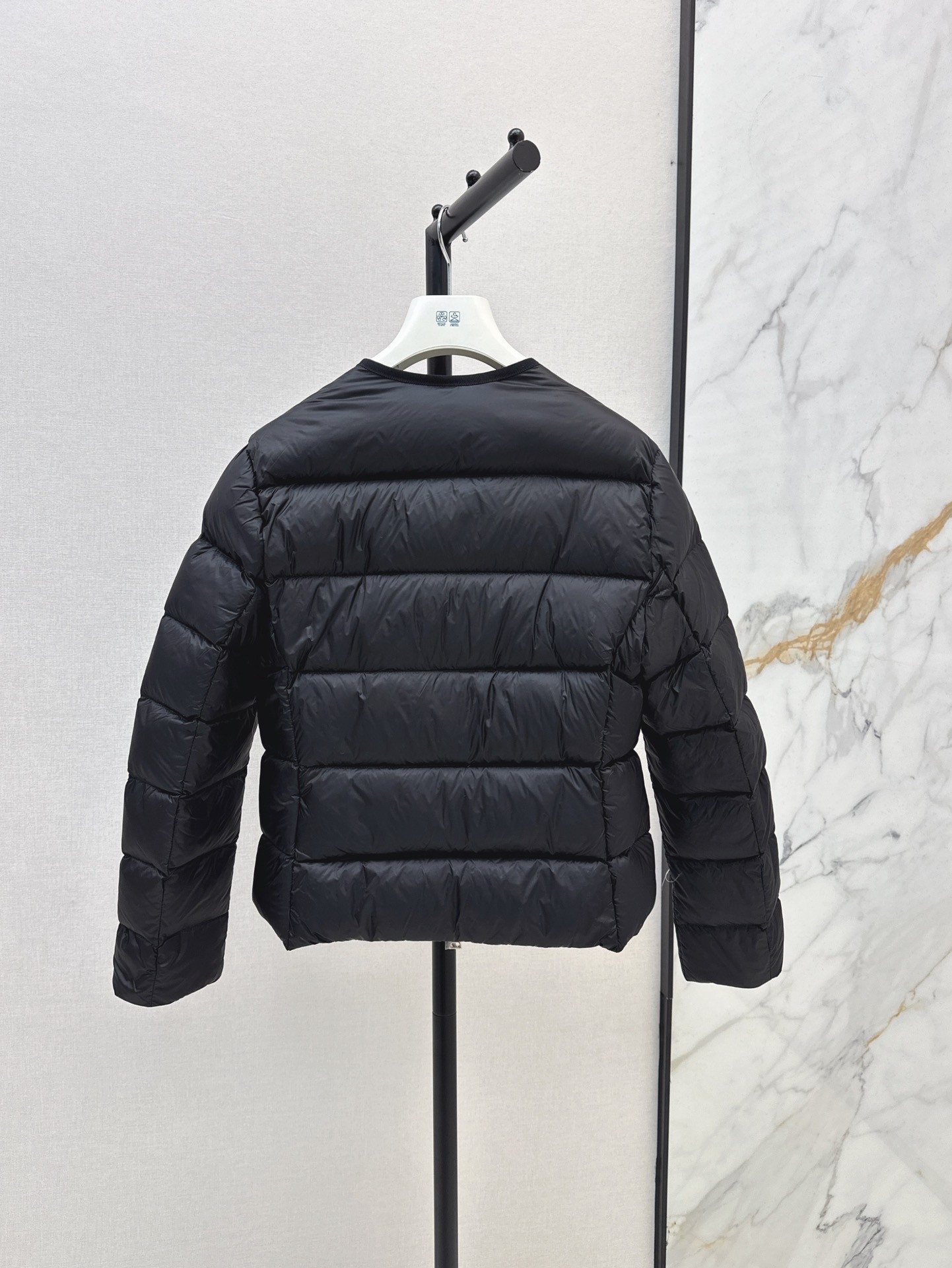[MONCLER-몽클레어] 몽클레어 로린 경량 패딩