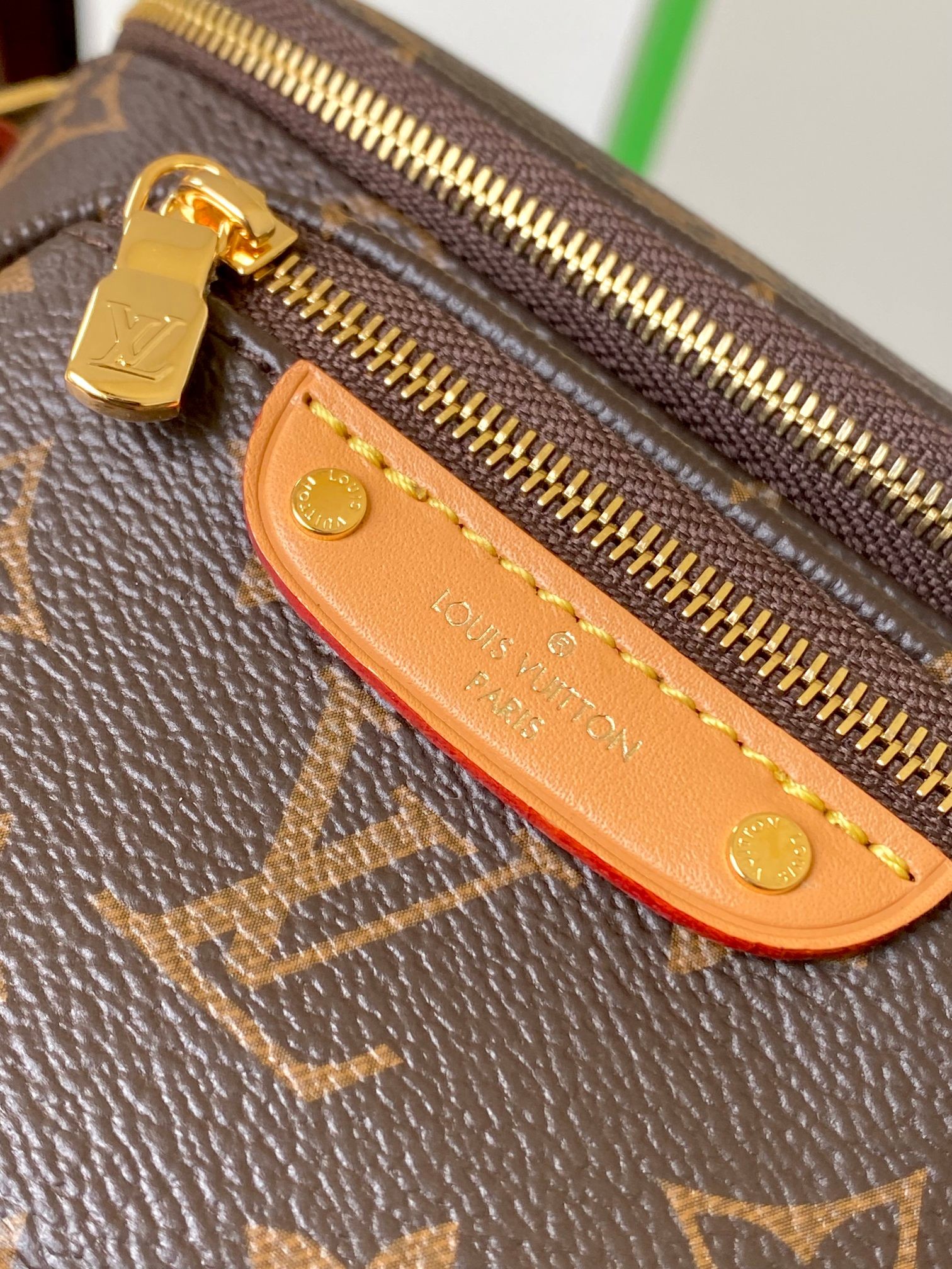 [LOUIS VUITTON-루이비통] 루이비통 미니 범백 M8233