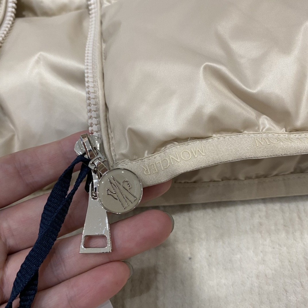 [MONCLER-몽클레어] 몽클레어 아바디아  패딩