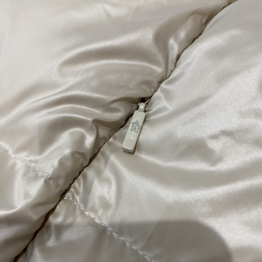 [MONCLER-몽클레어] 몽클레어 아바디아  패딩