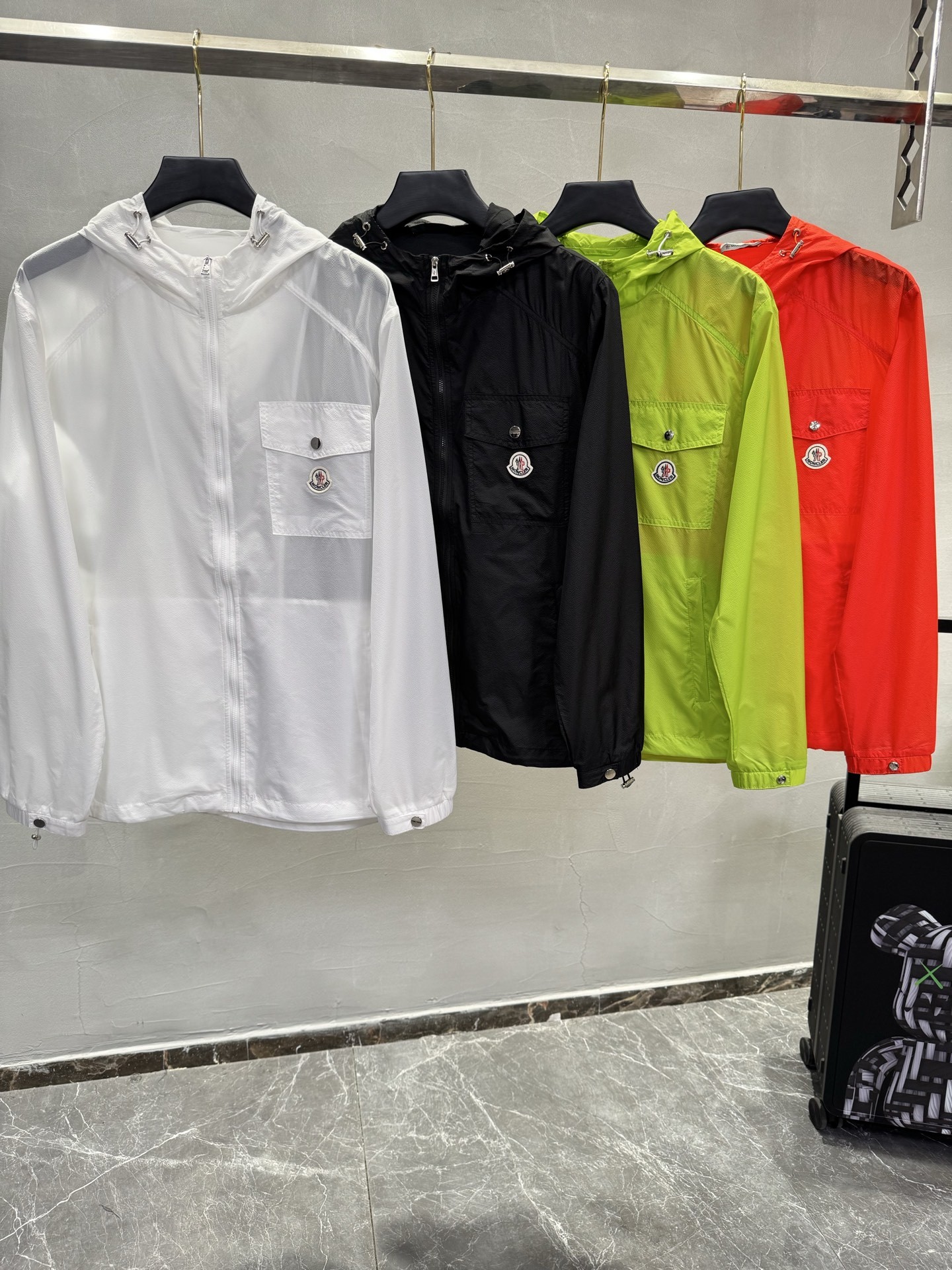 [MONCLER-몽클레어] 몽클레어 사마카르 바람막이