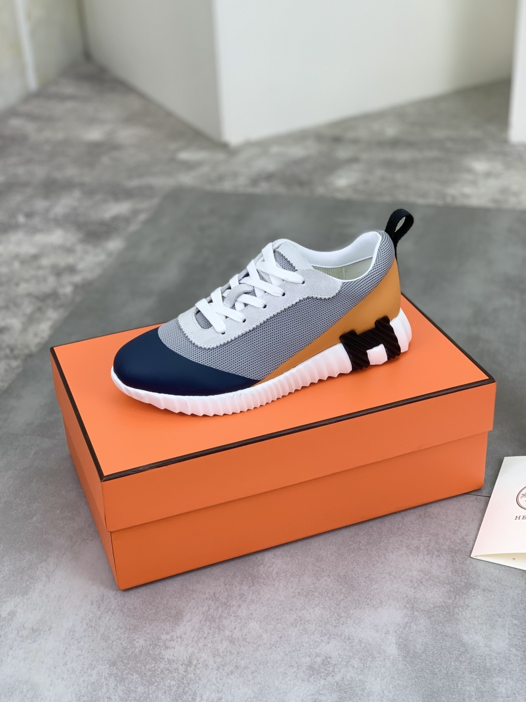 [HERMES-에르메스]  에르메스 바운싱 스니커즈 남여공용