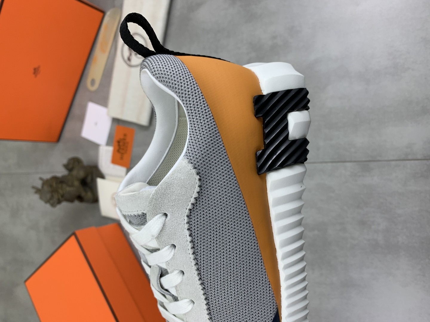 [HERMES-에르메스]  에르메스 바운싱 스니커즈 남여공용