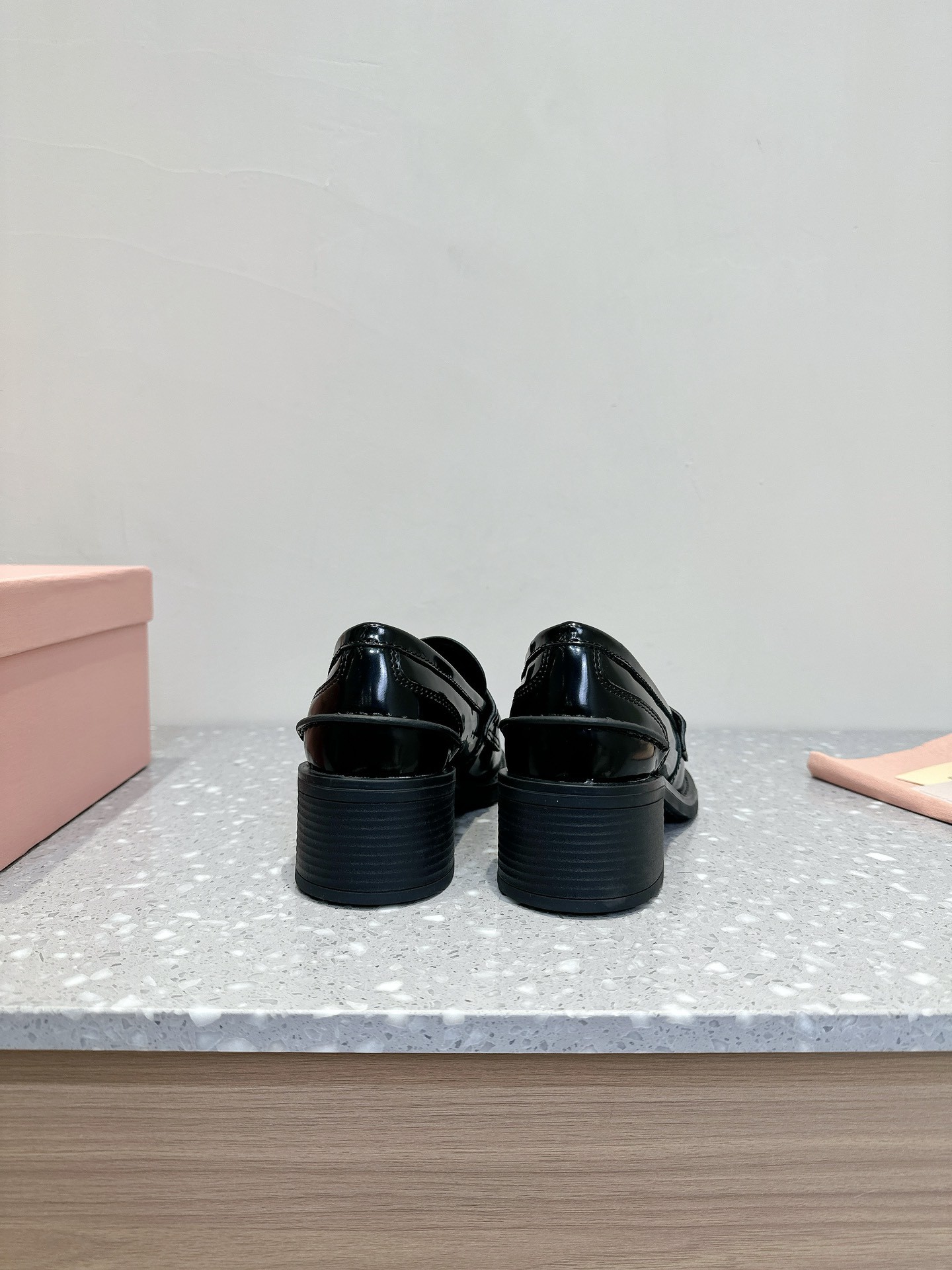 [MIU MIU-미우미우]  미우미우 펌프스 힐