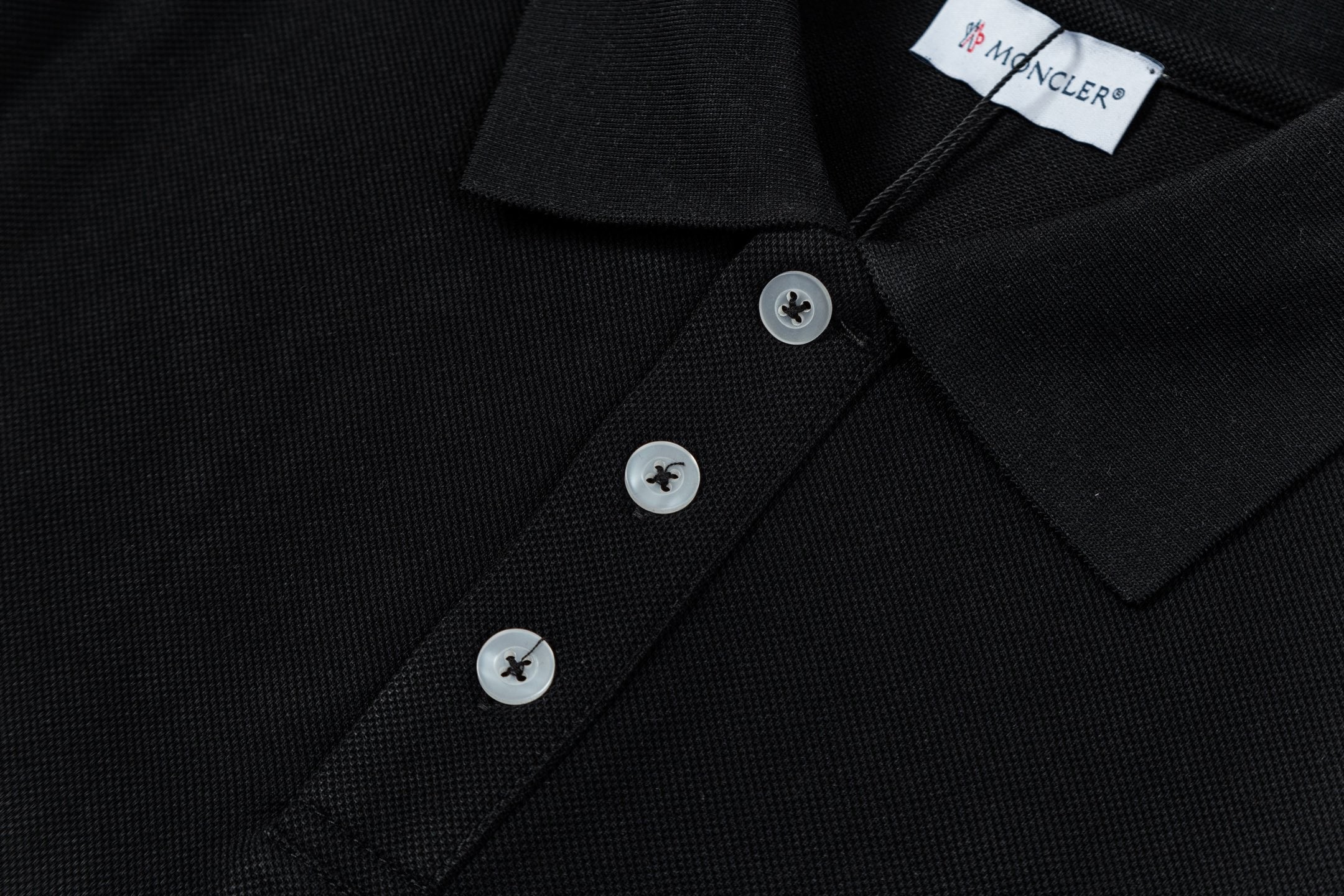 [MONCLER-몽클레어] 몽클레어 블랙 반팔 폴로 티셔츠