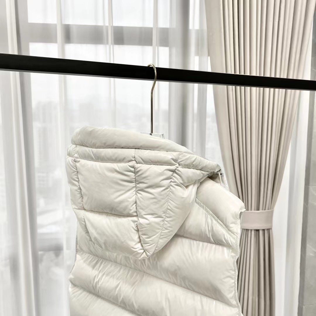 [MONCLER-몽클레어] 몽클레어 보머스 패딩 조끼