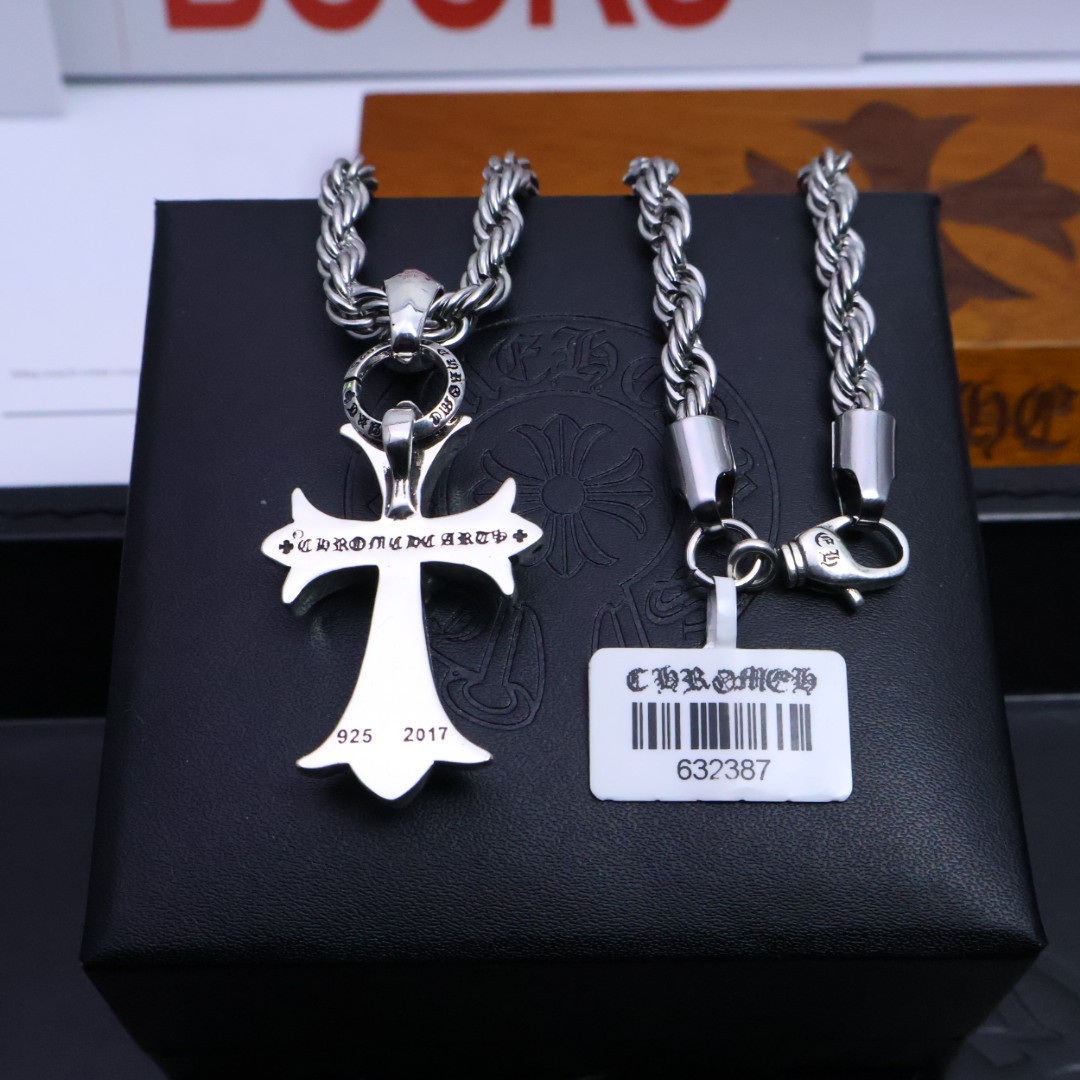 [CHROM HEARTS -크롬하츠] 크롬하츠 십자가 목걸이