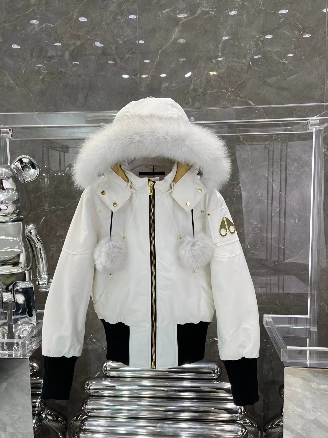 [Moose knuckles -무스너클 ]  무스너클 여성 봄버 패딩 자켓