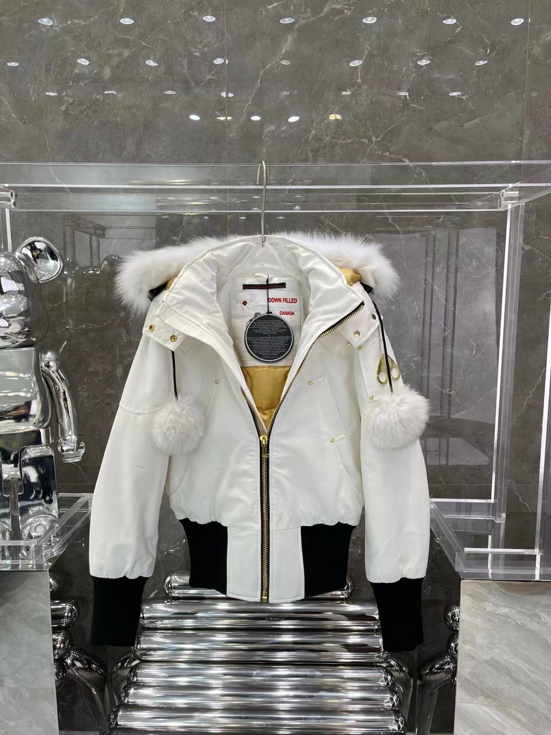 [Moose knuckles -무스너클 ]  무스너클 여성 봄버 패딩 자켓