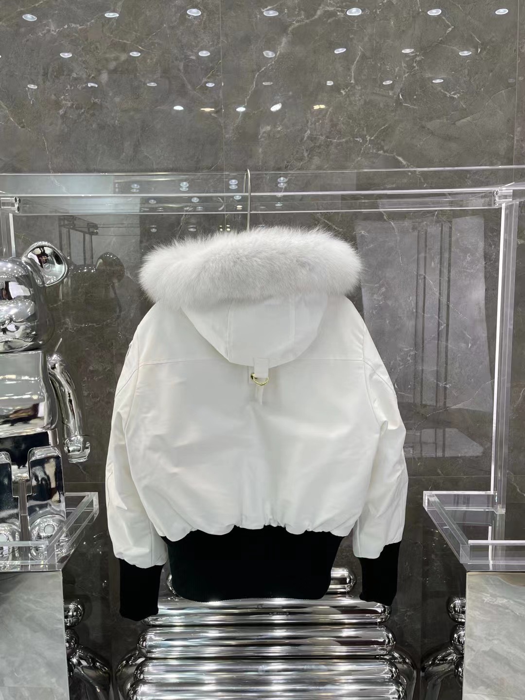 [Moose knuckles -무스너클 ]  무스너클 여성 봄버 패딩 자켓