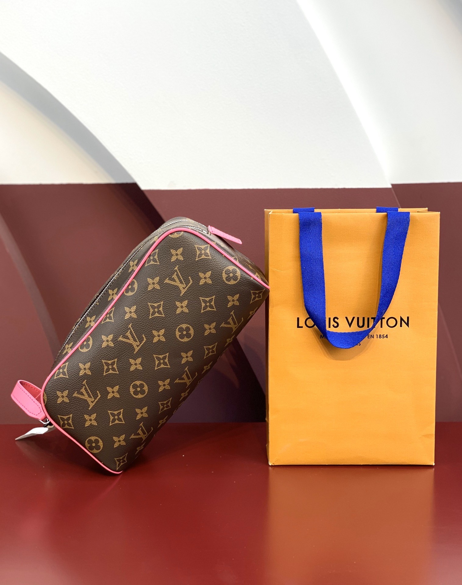 발렌시아가 쇼퍼백