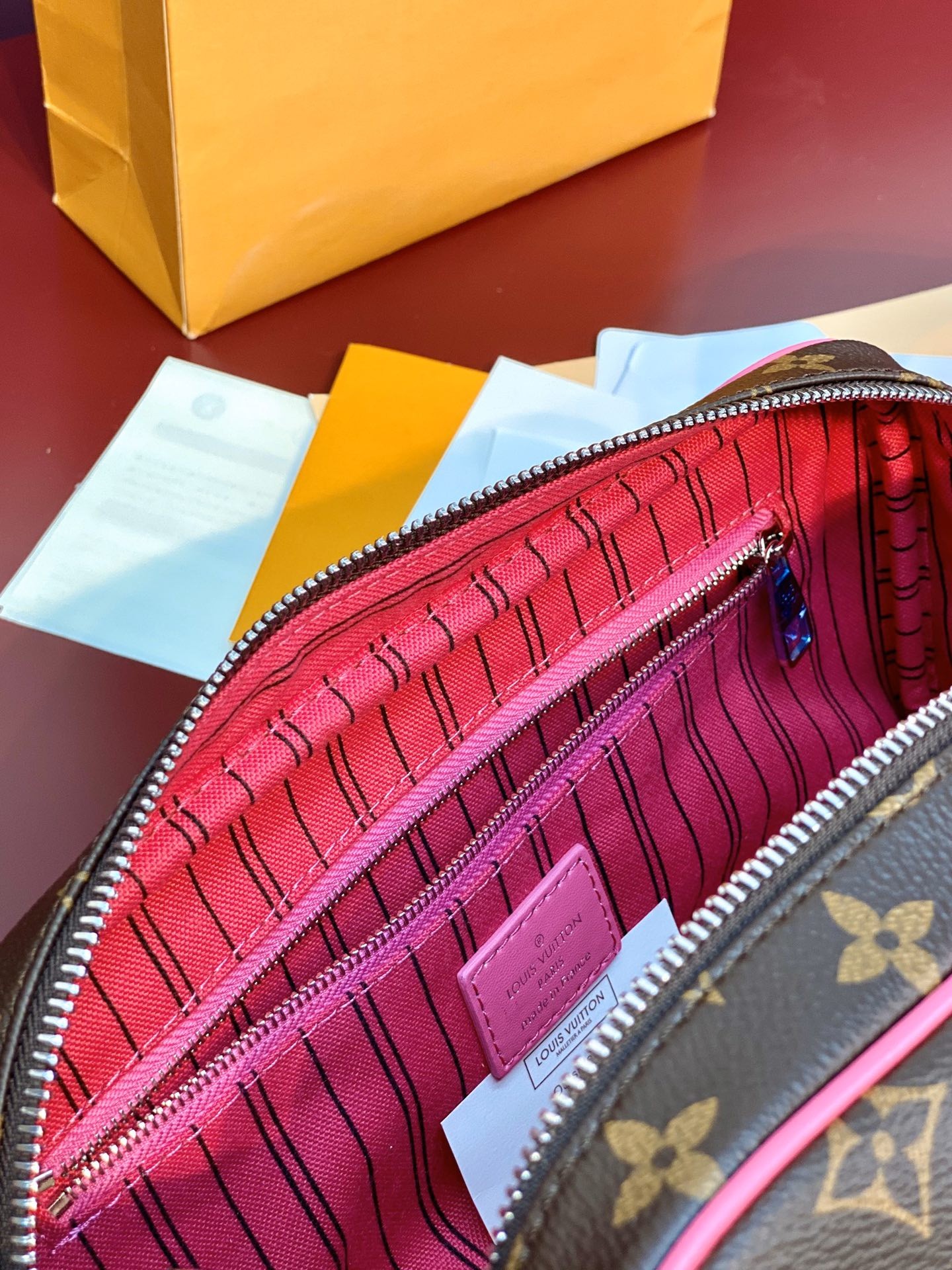 [LOUIS VUITTON-루이비통] 루이비통 토일렛 도프 파우치 M12641